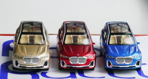 BMW X7 машинка металлическая