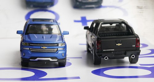 Silverado пикап открываются двери, капот, кузов 1/32 Silverado пикап открываются двери, капот, кузов 1/32