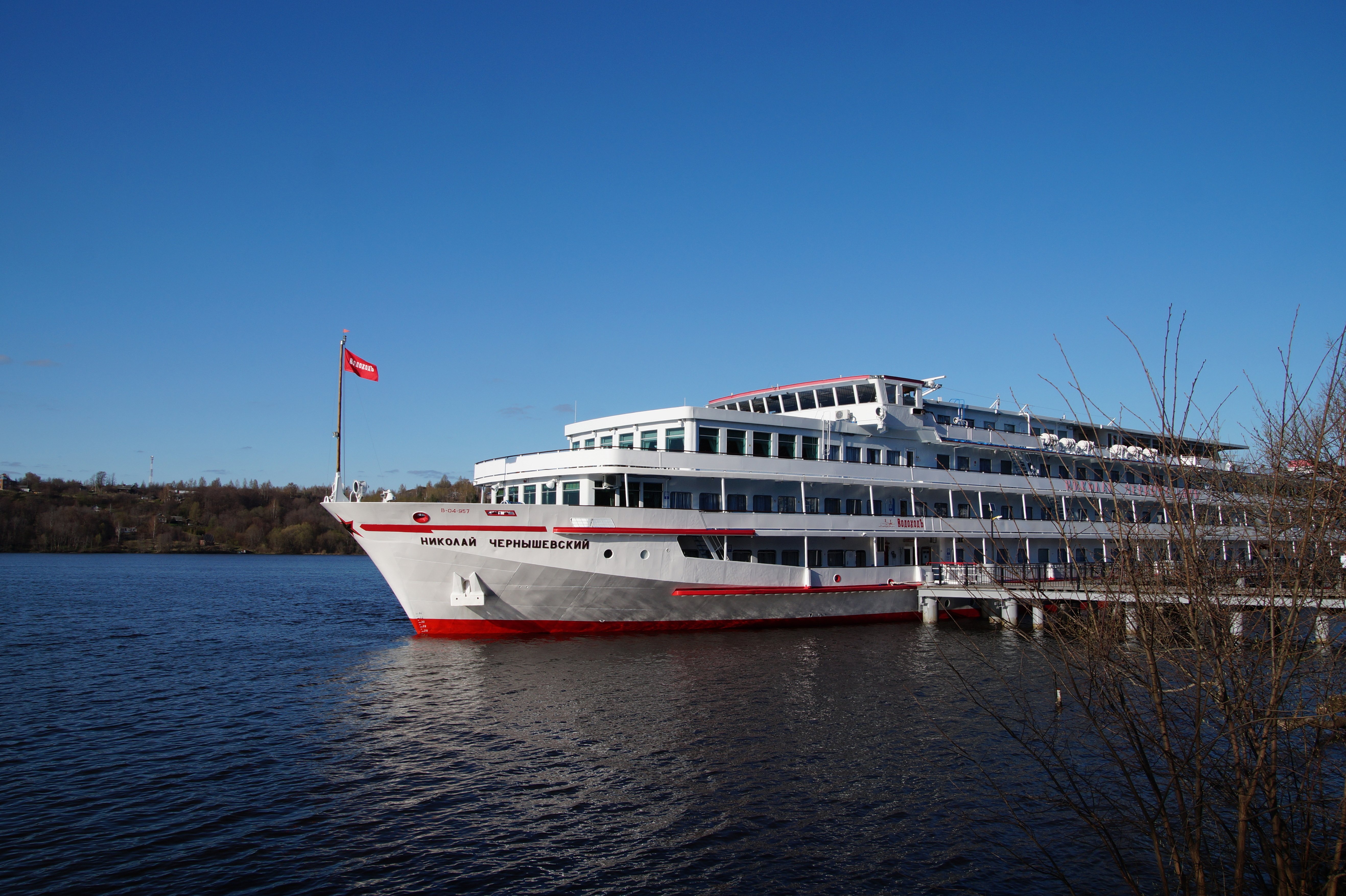 теплоход чернышевский