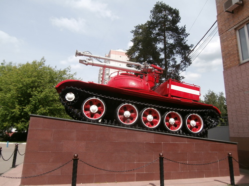 Памятник Пожарному танку