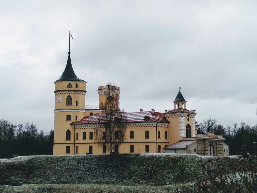 Павловские замки фото