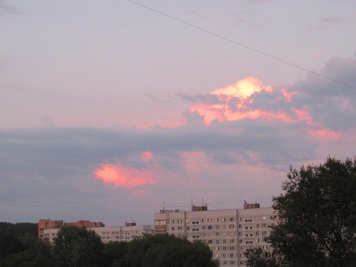 Вечернее небо над городом