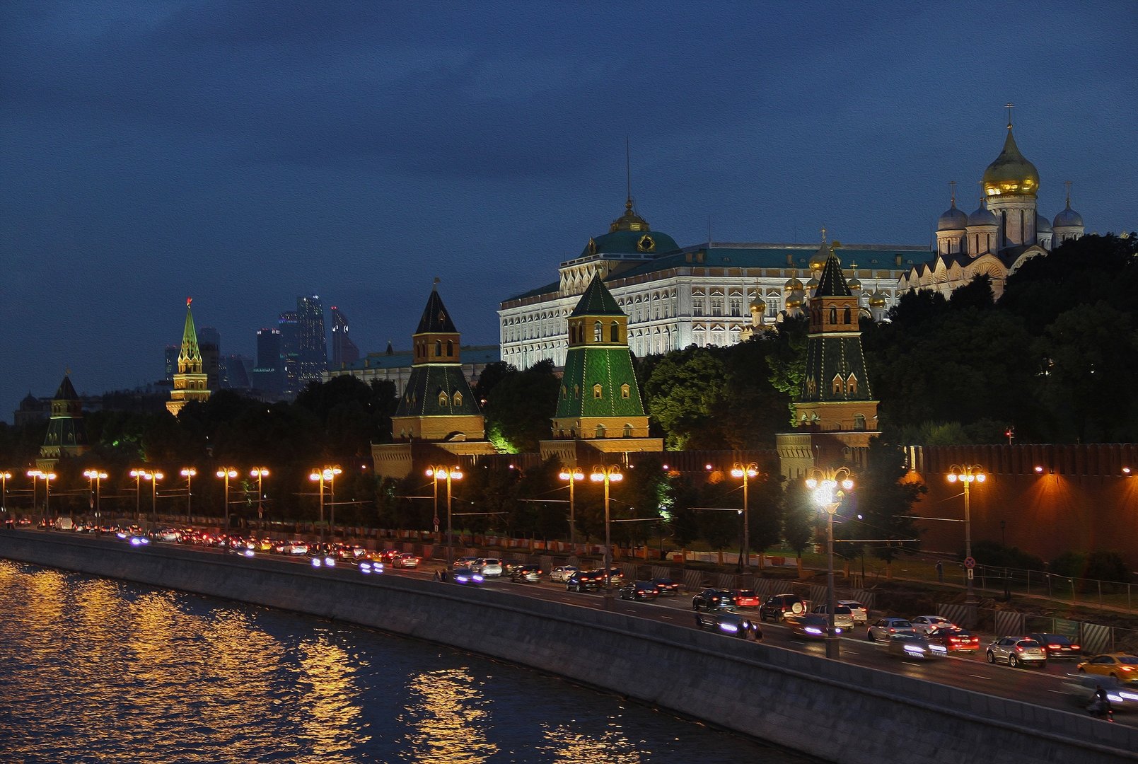 вечерняя москва кремль