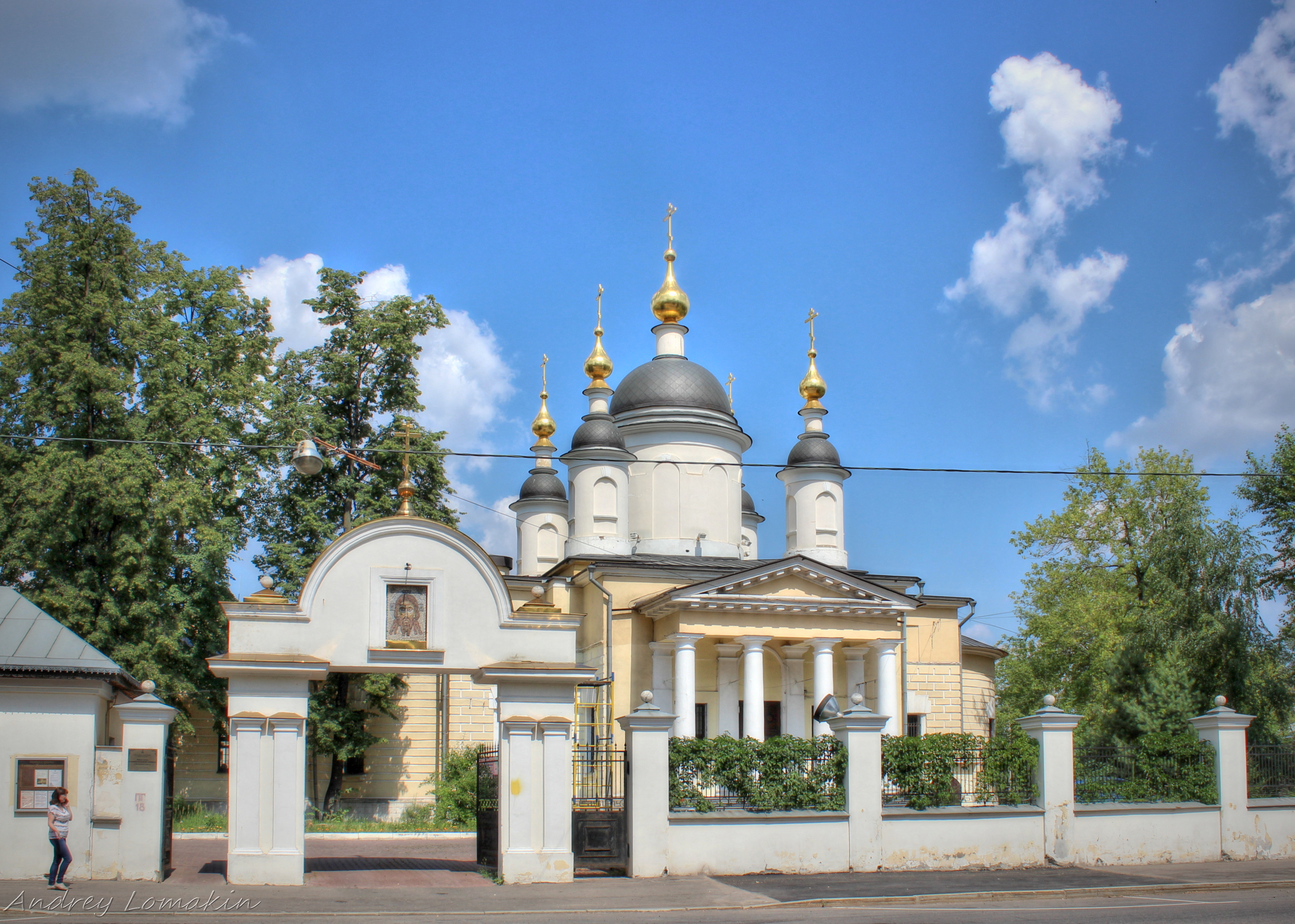 Храм введения самара. Введенская Церковь Екатеринбург. Введенская Церковь Оренбург. Верденская Церковь. Введенская улица.