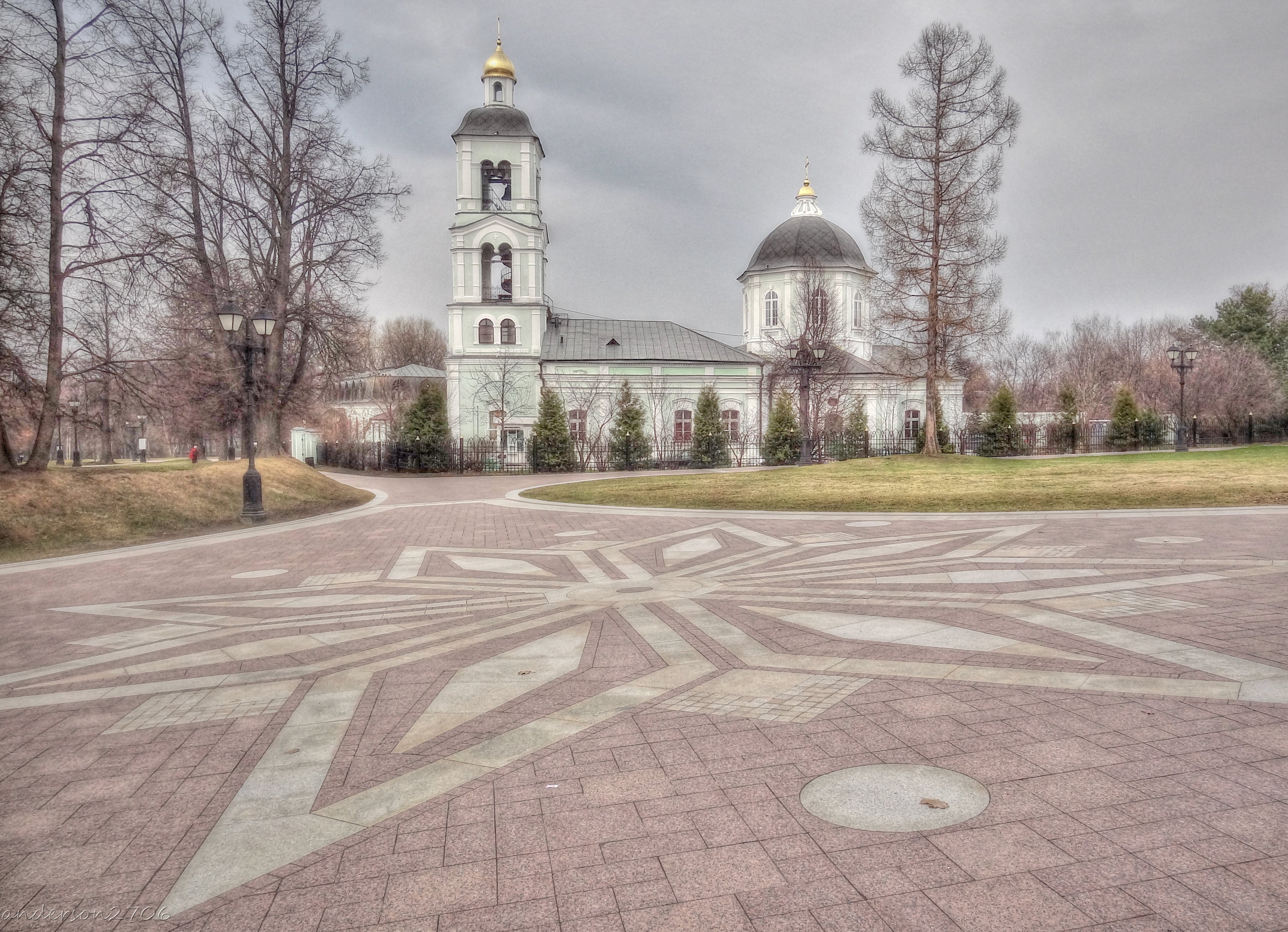 Церковь в Царицыно как выглядит