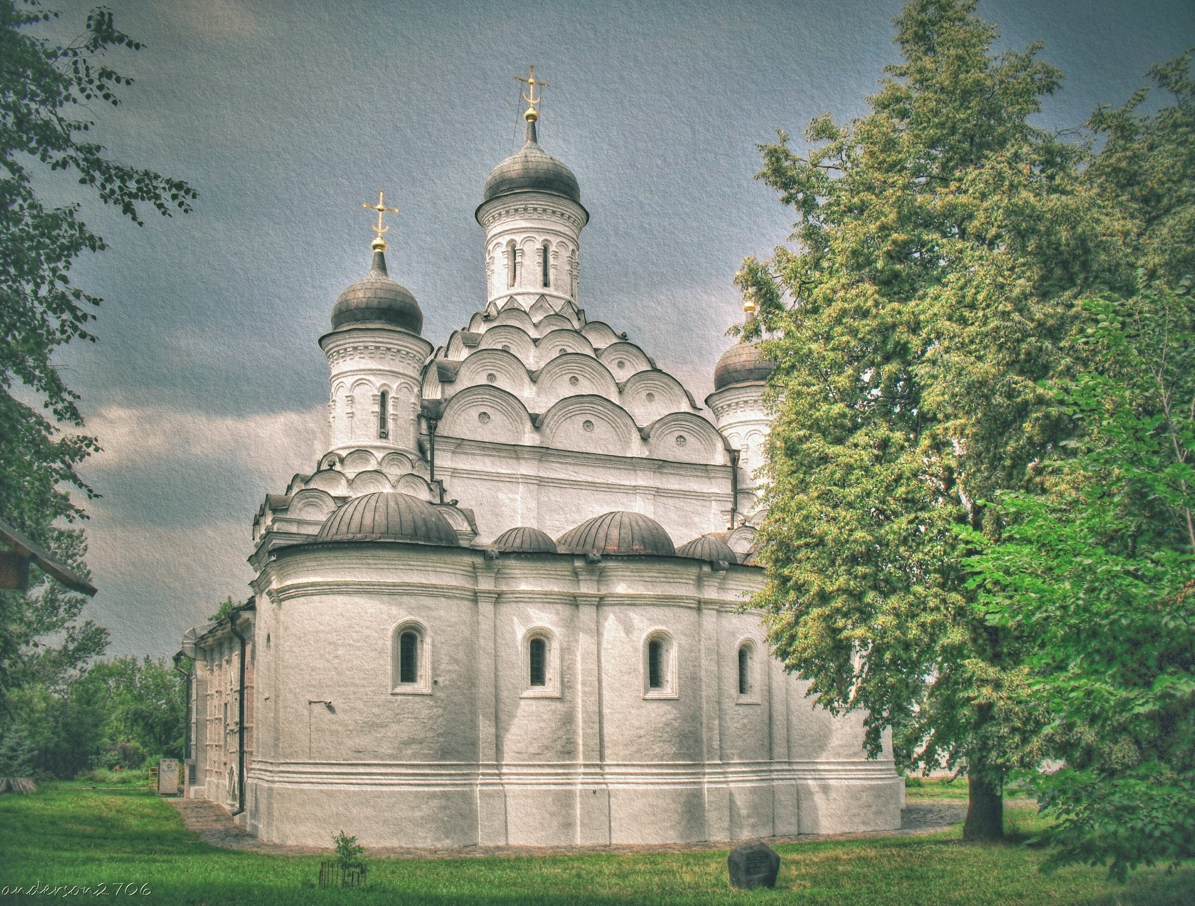 Храм троицы в хорошеве сайт. Храм Живоначальной Троицы в Хорошеве. Церковь Троицы Живоначальной в Троицком. Храм Живоначальной Троицы у Салтыкова моста. Храм Троицы Живоначальной в Хорошёве в Москве.