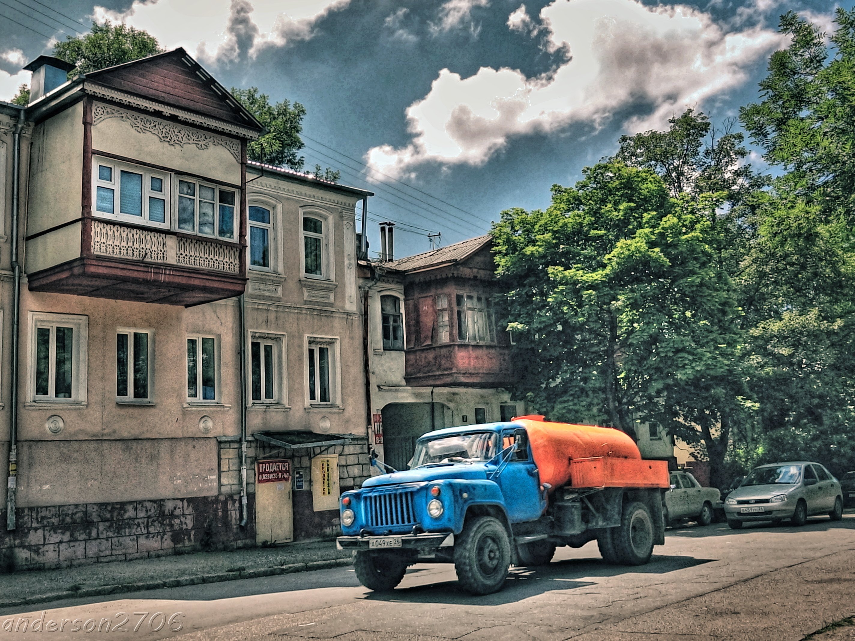 Кисловодск улицы. Кисловодск улицы города. Старые улочки Кисловодска. Улицы старого Кисловодска. Старинные улицы Кисловодска.