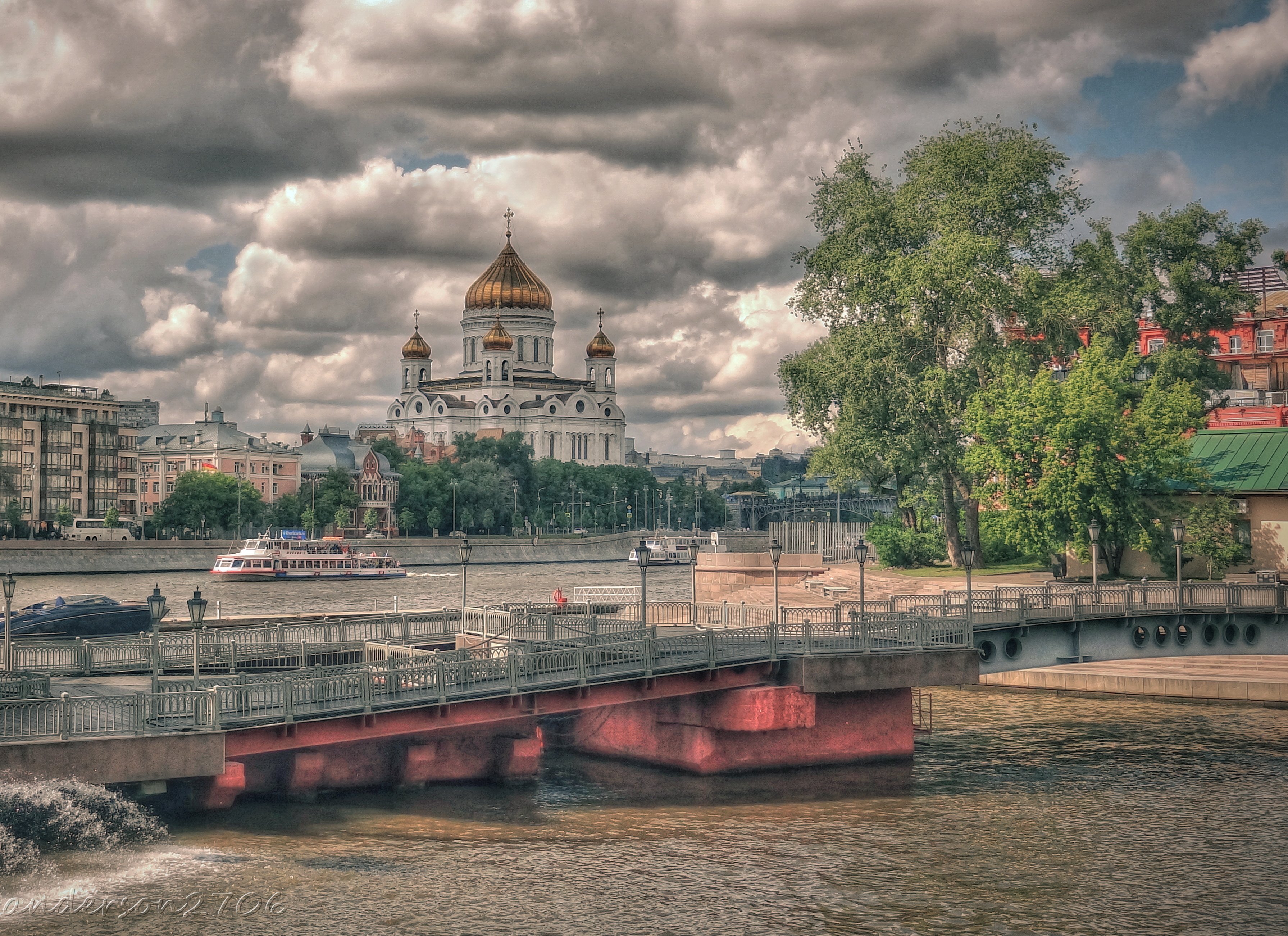 церковь на мостах