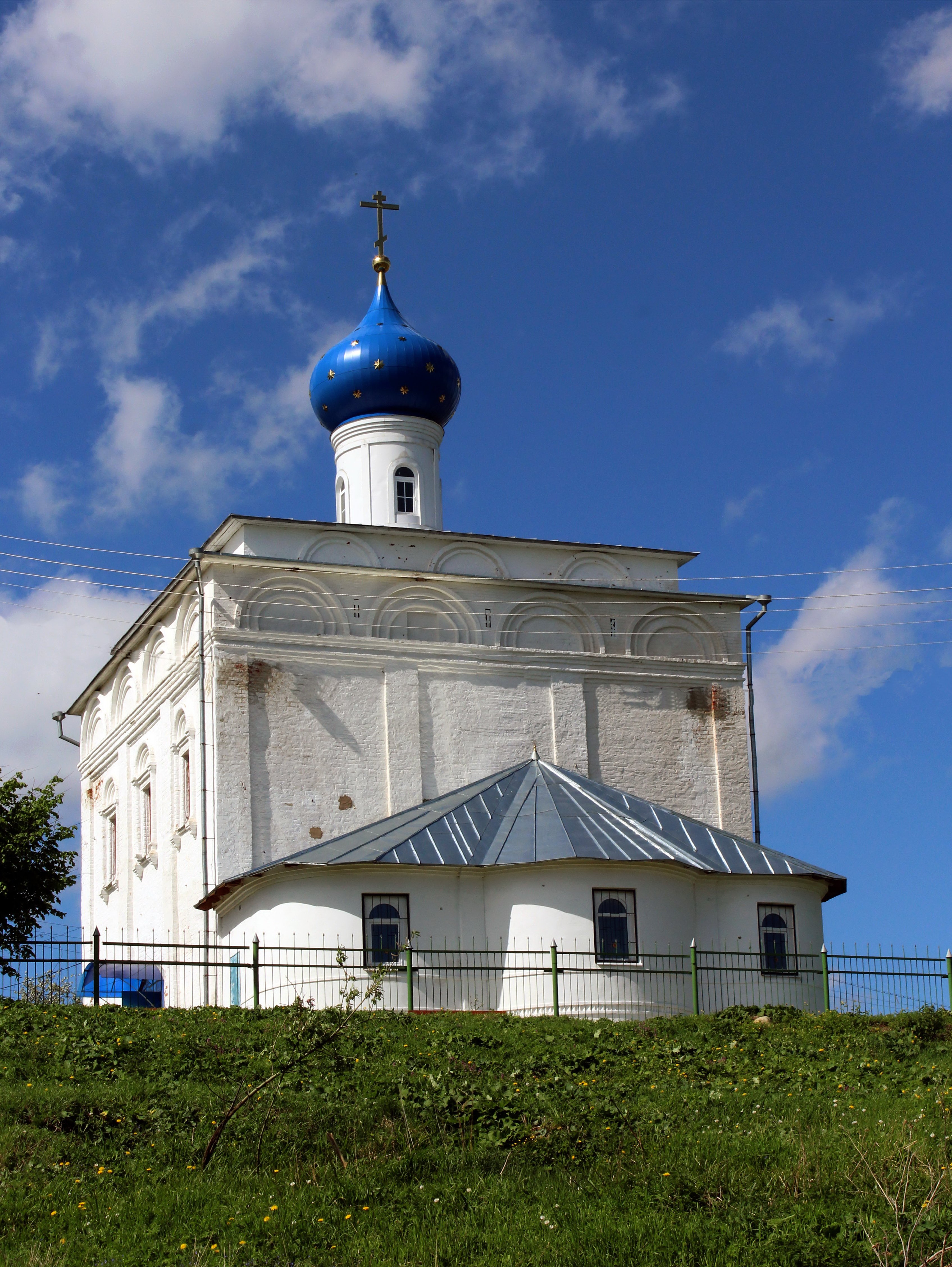 храмы в тутаеве