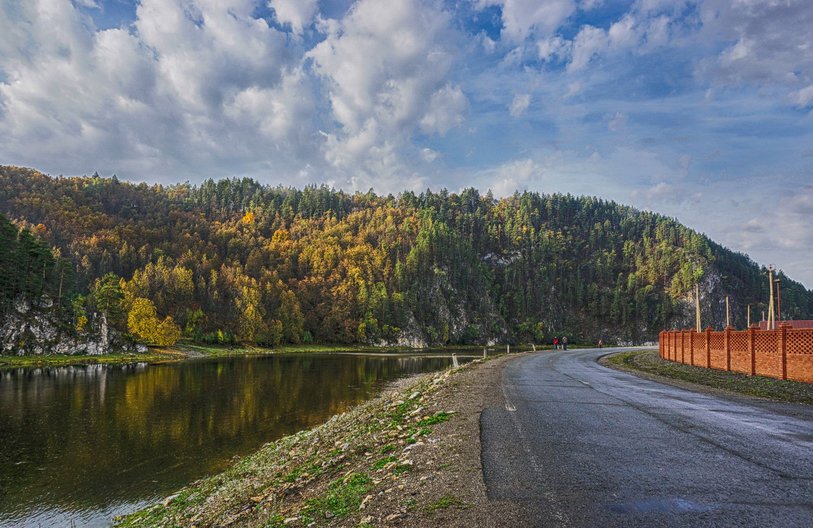 Павловка дорога. Дорога вдоль реки. Пейзаж нижней Павловке. Фото Павловки в 4 к качестве.