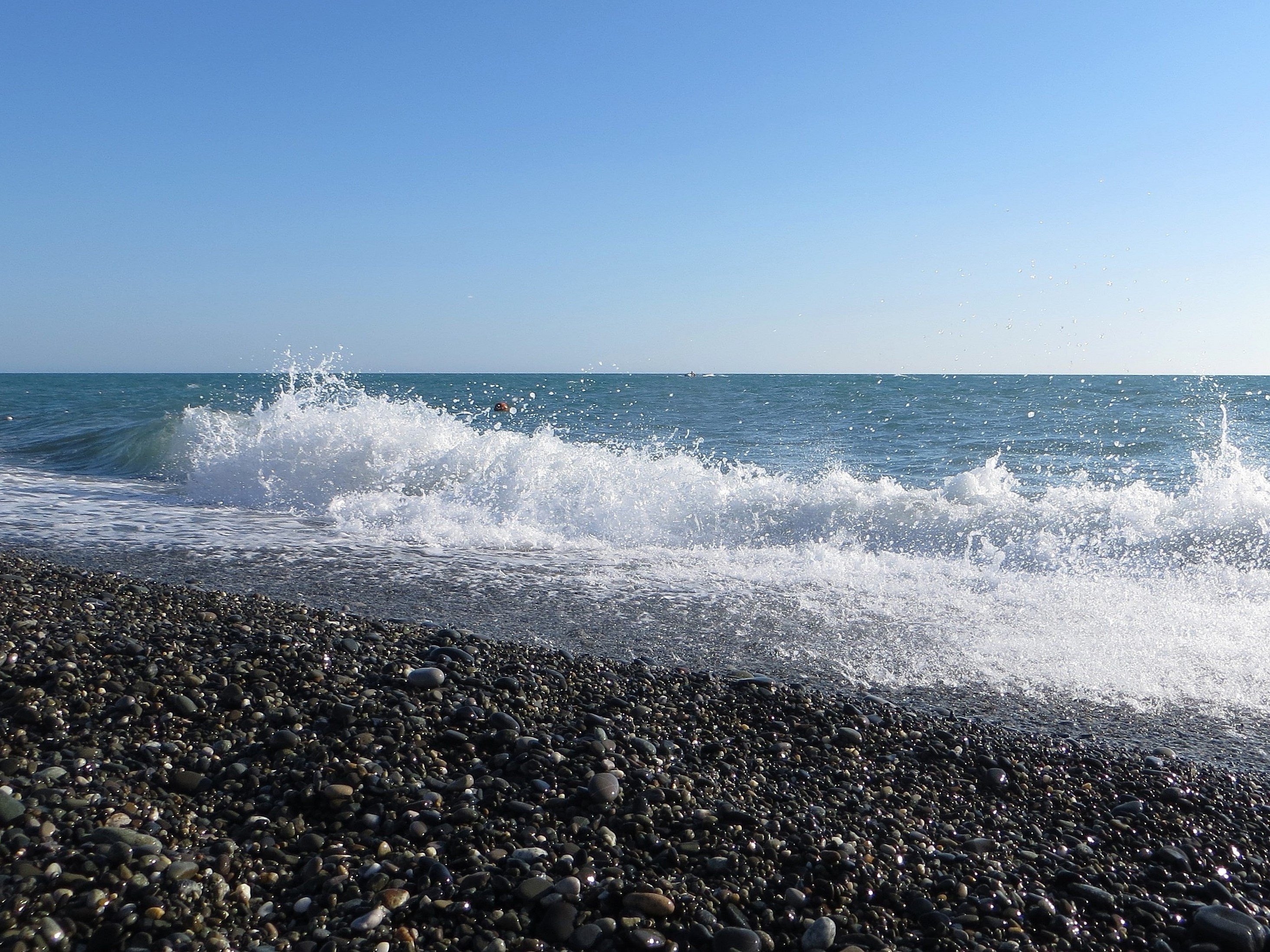 Сочи Лазаревское пляж волна