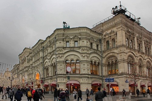 здание ГУМа в Москве