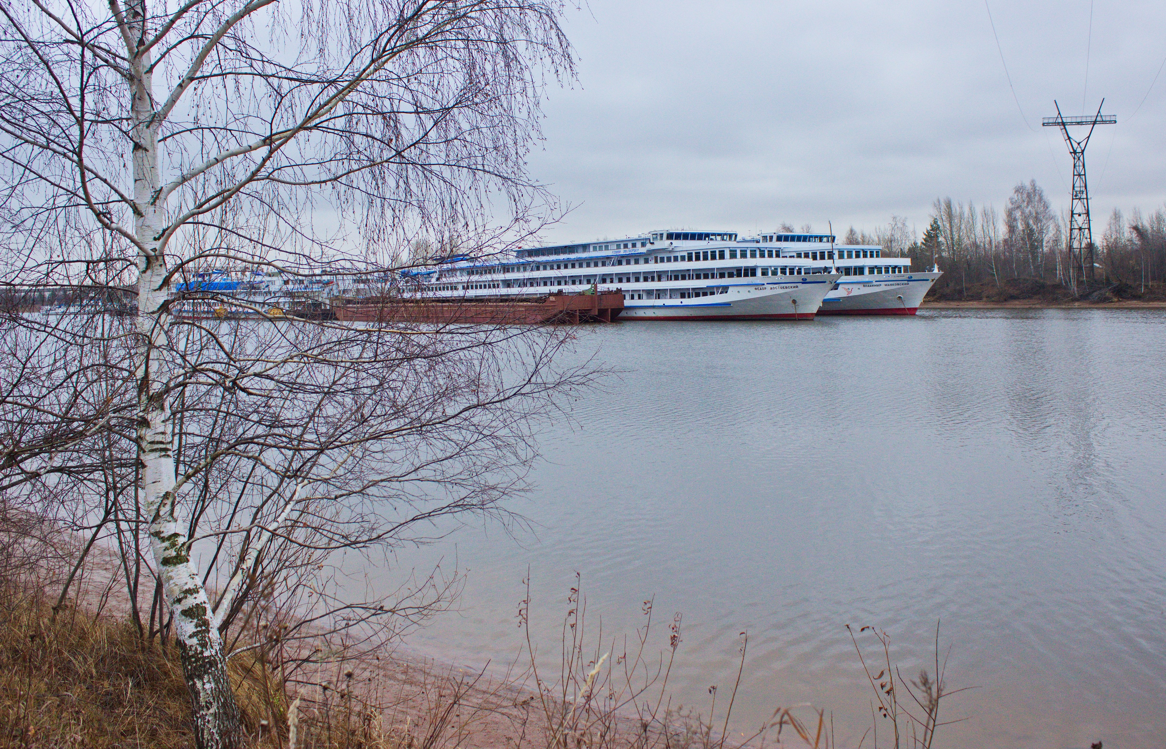 Затон вологда. Затон 2010. Соловьевский Затон Павлово. Карьер в Затоне Уфа. Либо песнь в осеннем Затоне.