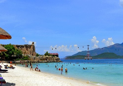 Пляж острова Вин Пёрл во Вьетнаме