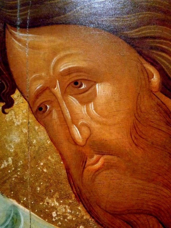 Святой Иоанн Предтеча. Икона из "облачного" деисусного чина. Москва, XV век. Фрагмент. Святой Иоанн Предтеча. Икона из "облачного" деисусного чина. Москва, XV век. Фрагмент.
