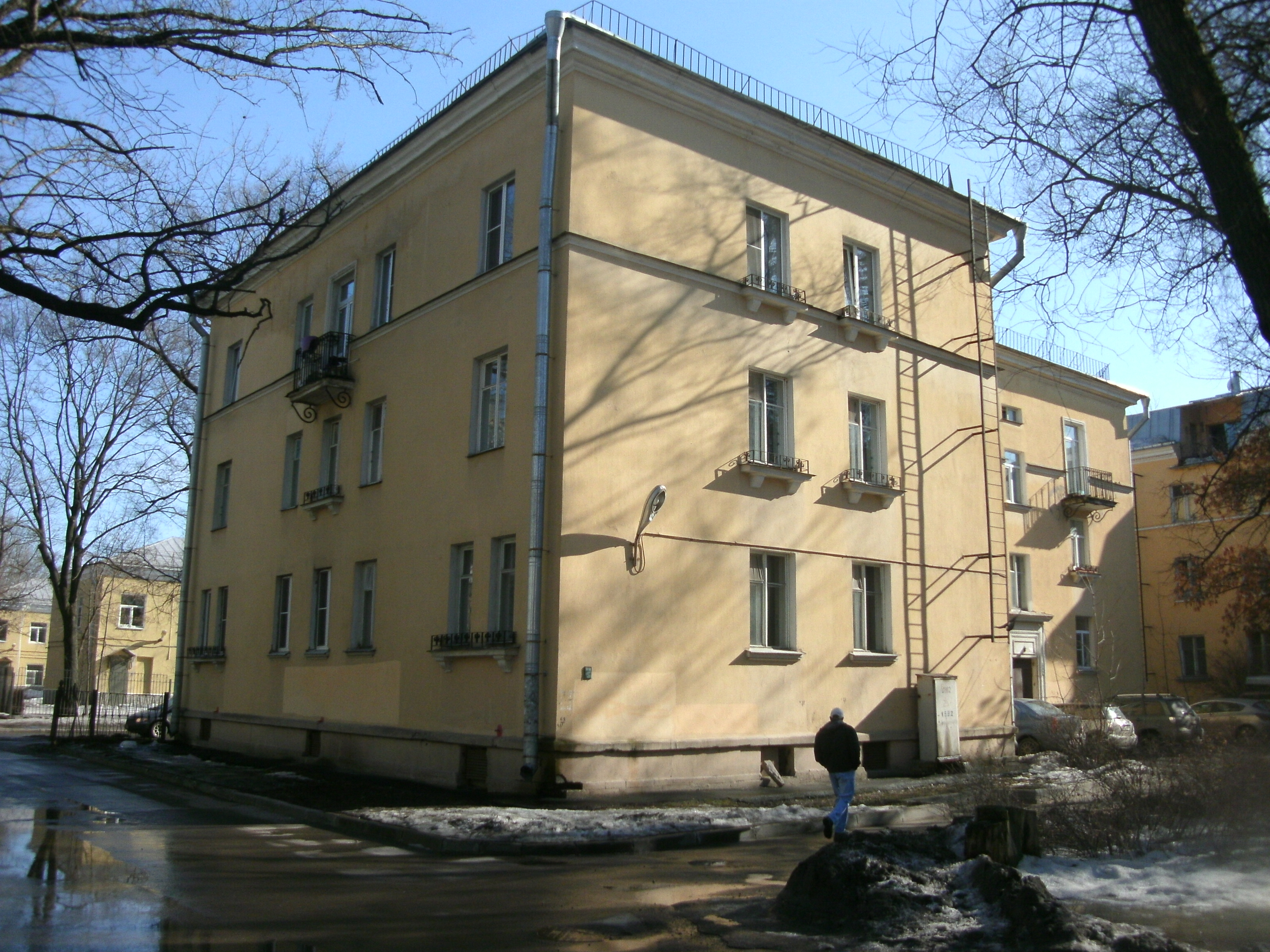 ул. Оскаленко 4