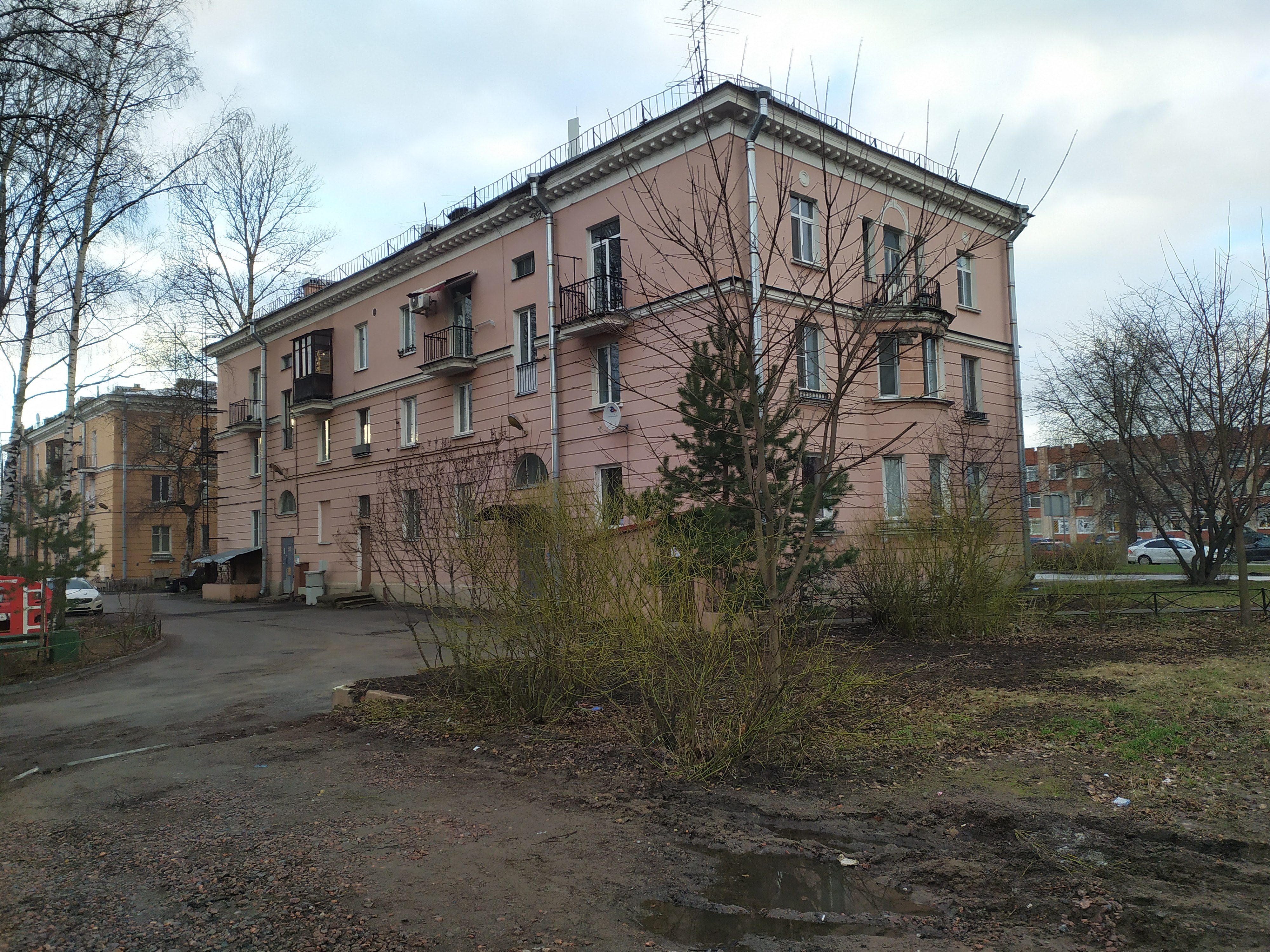 Шоссе Революции 51Б