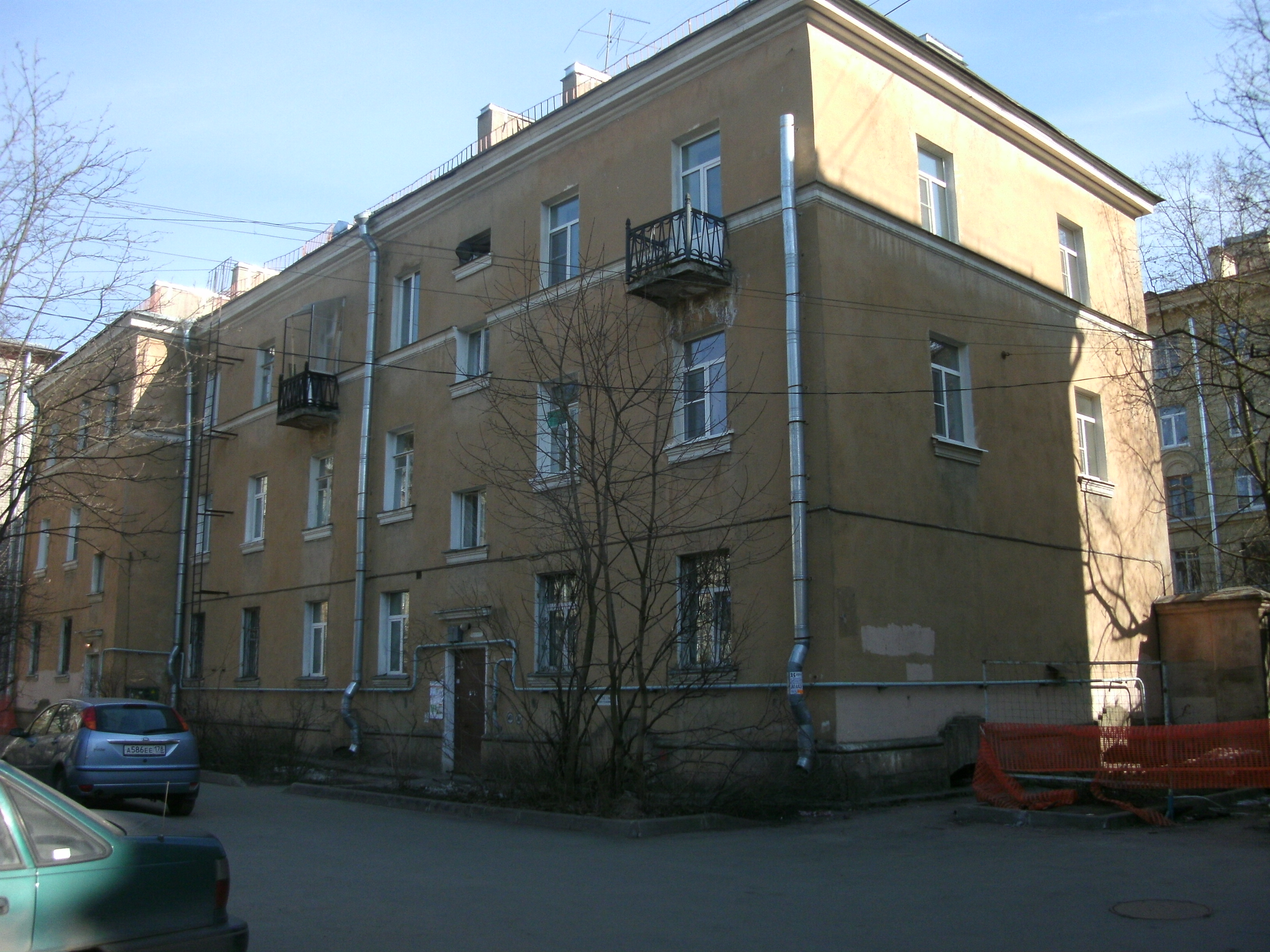 Гданьская ул. 4 Гданьская ул. 4