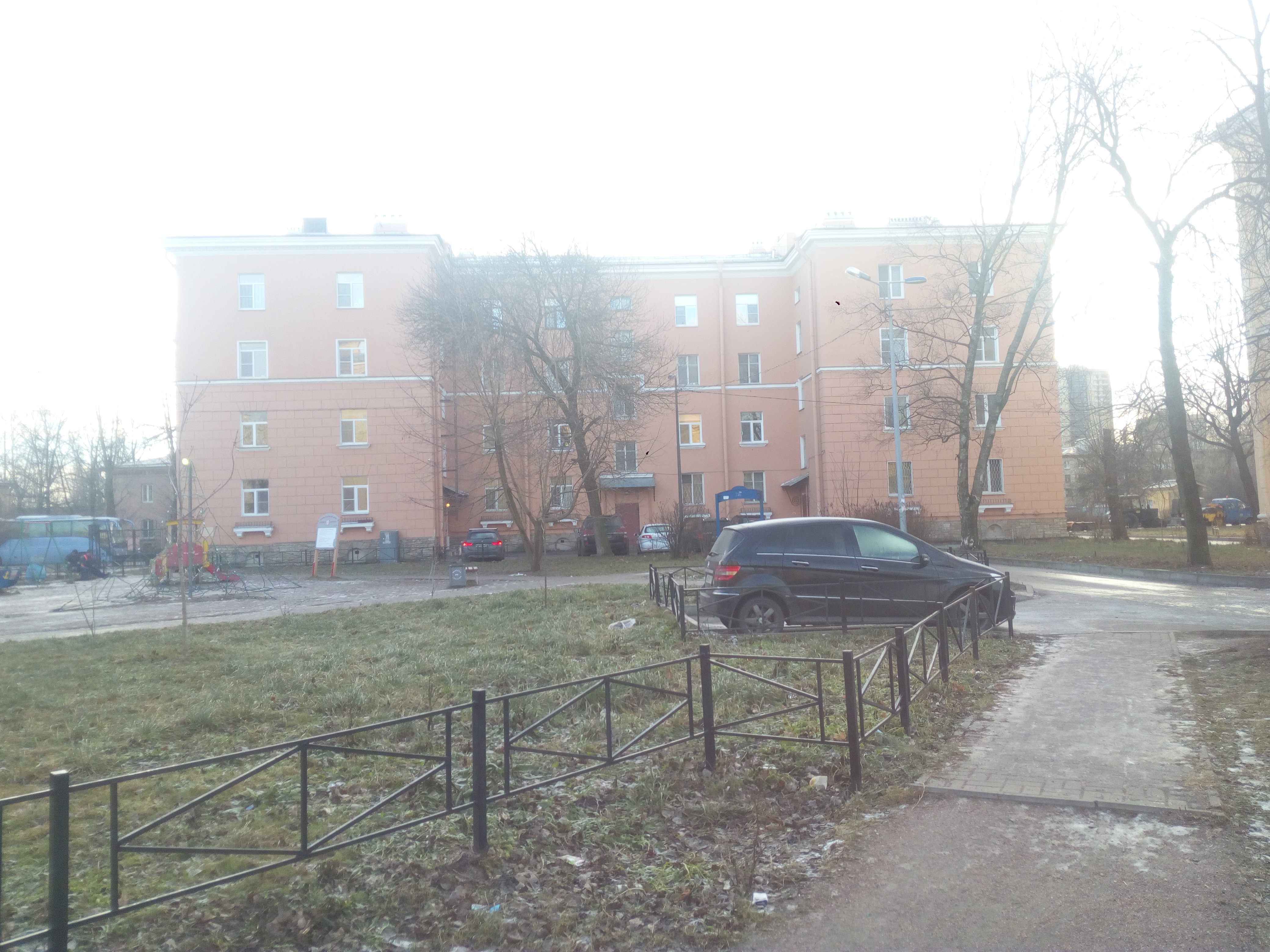 ул. Крупской 25