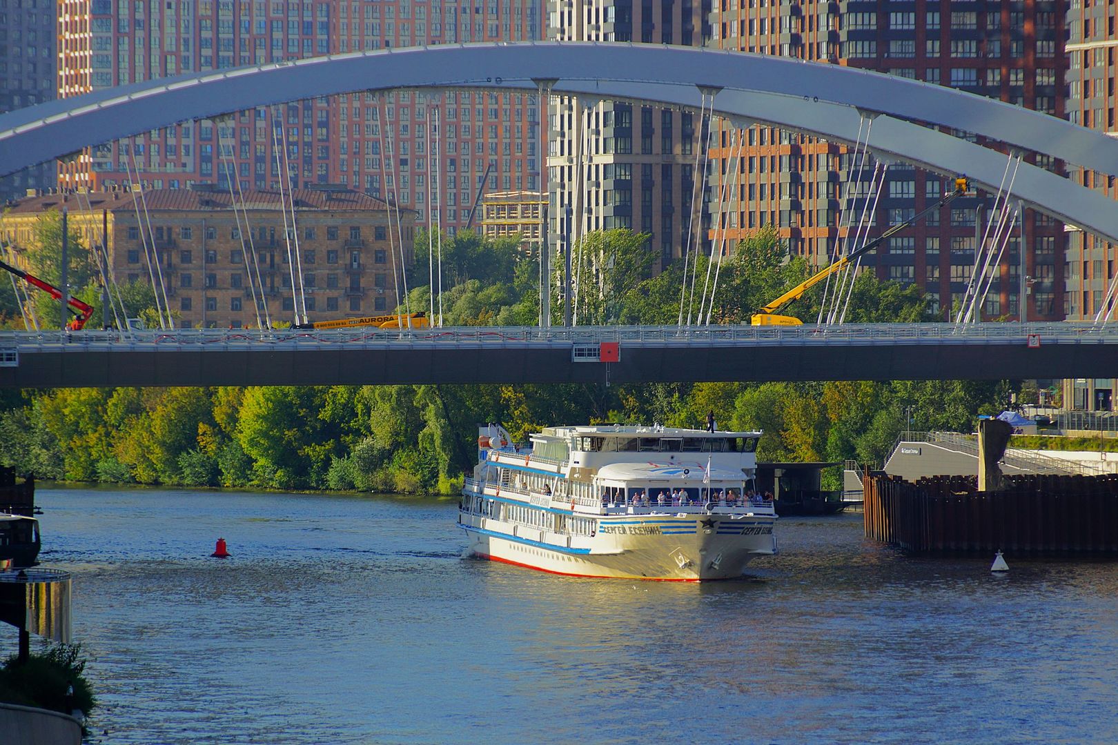 8b359f8367.jpg