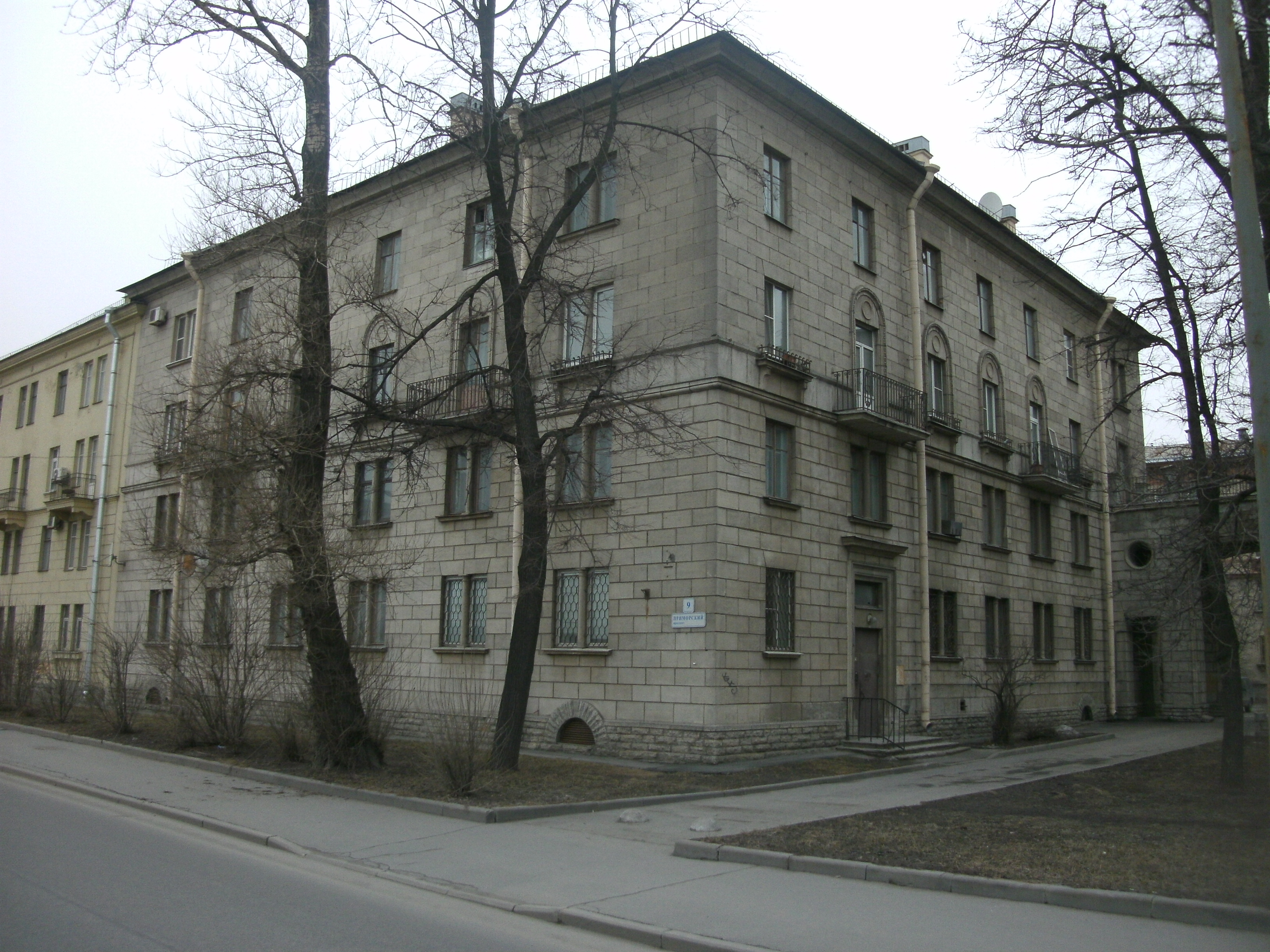 Приморский пр. 9