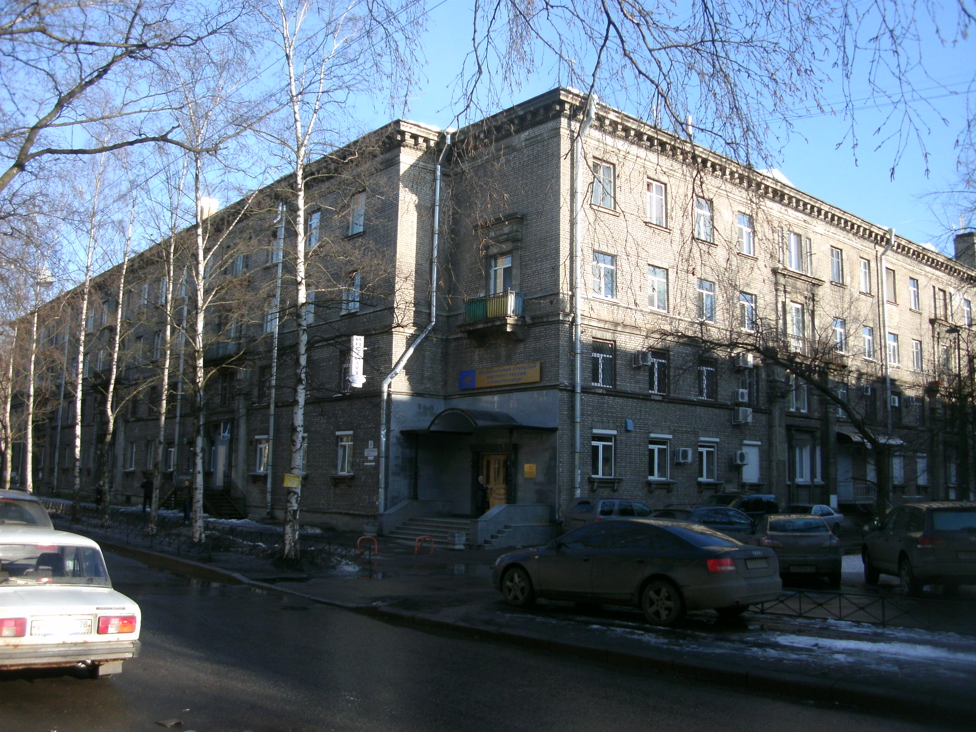 Сестрорецкая ул. 6