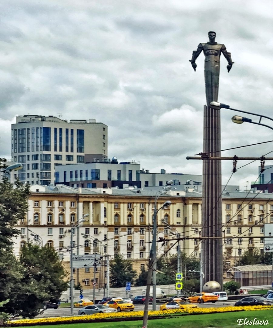 площадь гагарина в москве