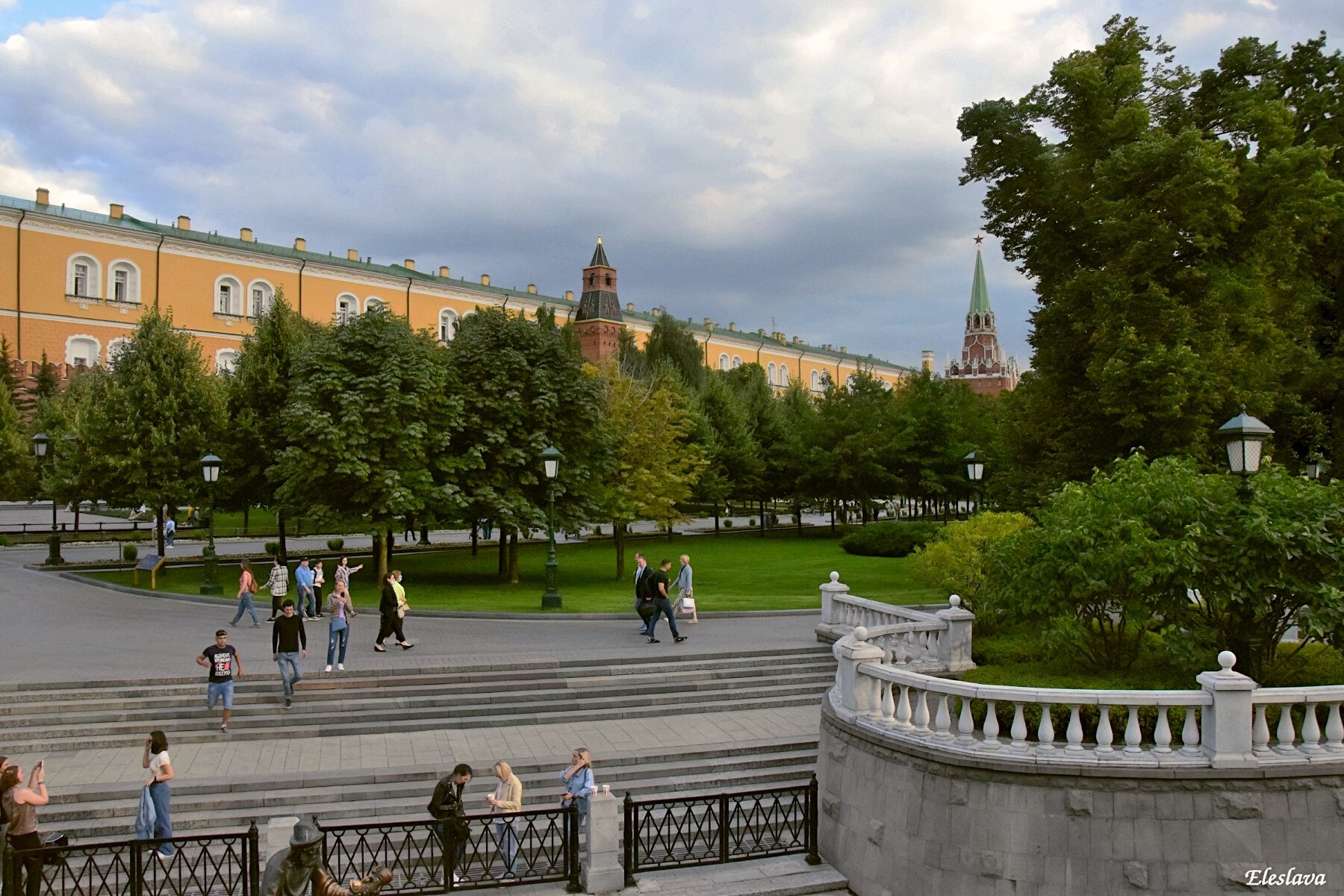 Москва Кремль Александровский сад