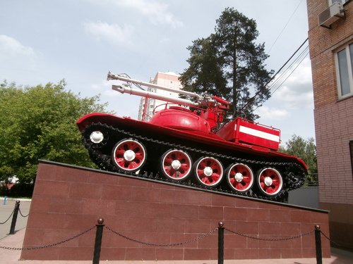 Противопожарный танк