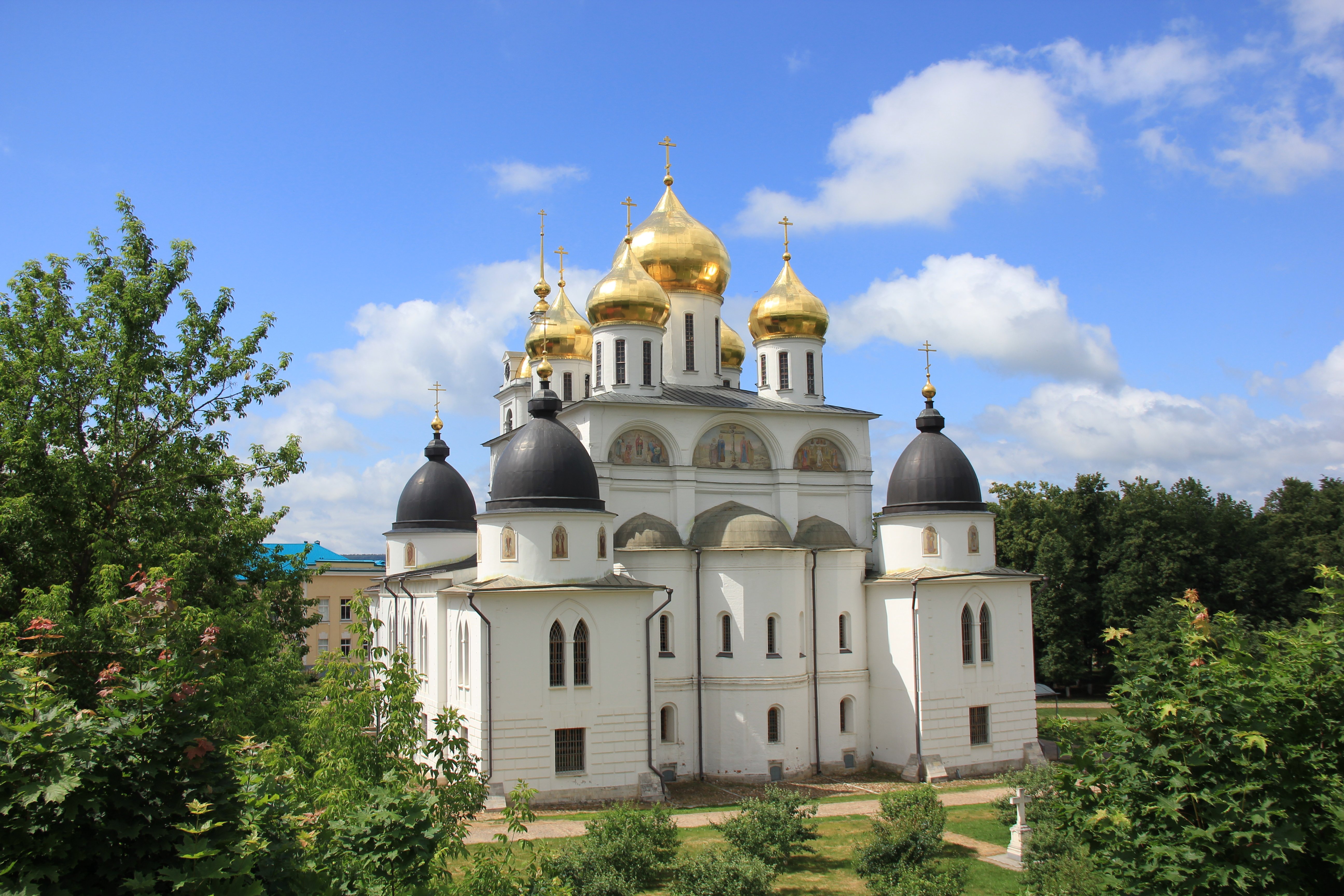 успенский кафедральный собор дмитров