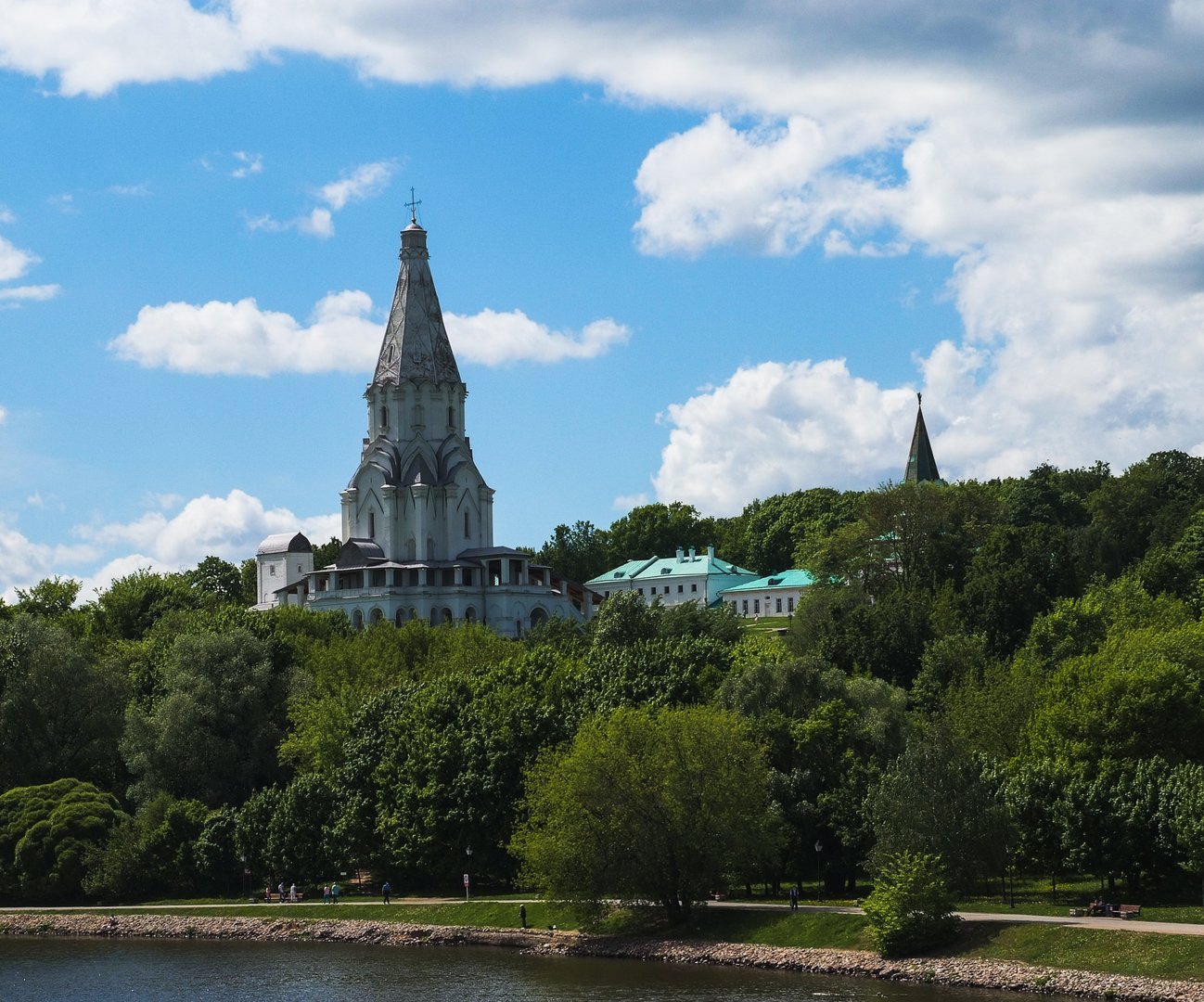 Коломенское москва река