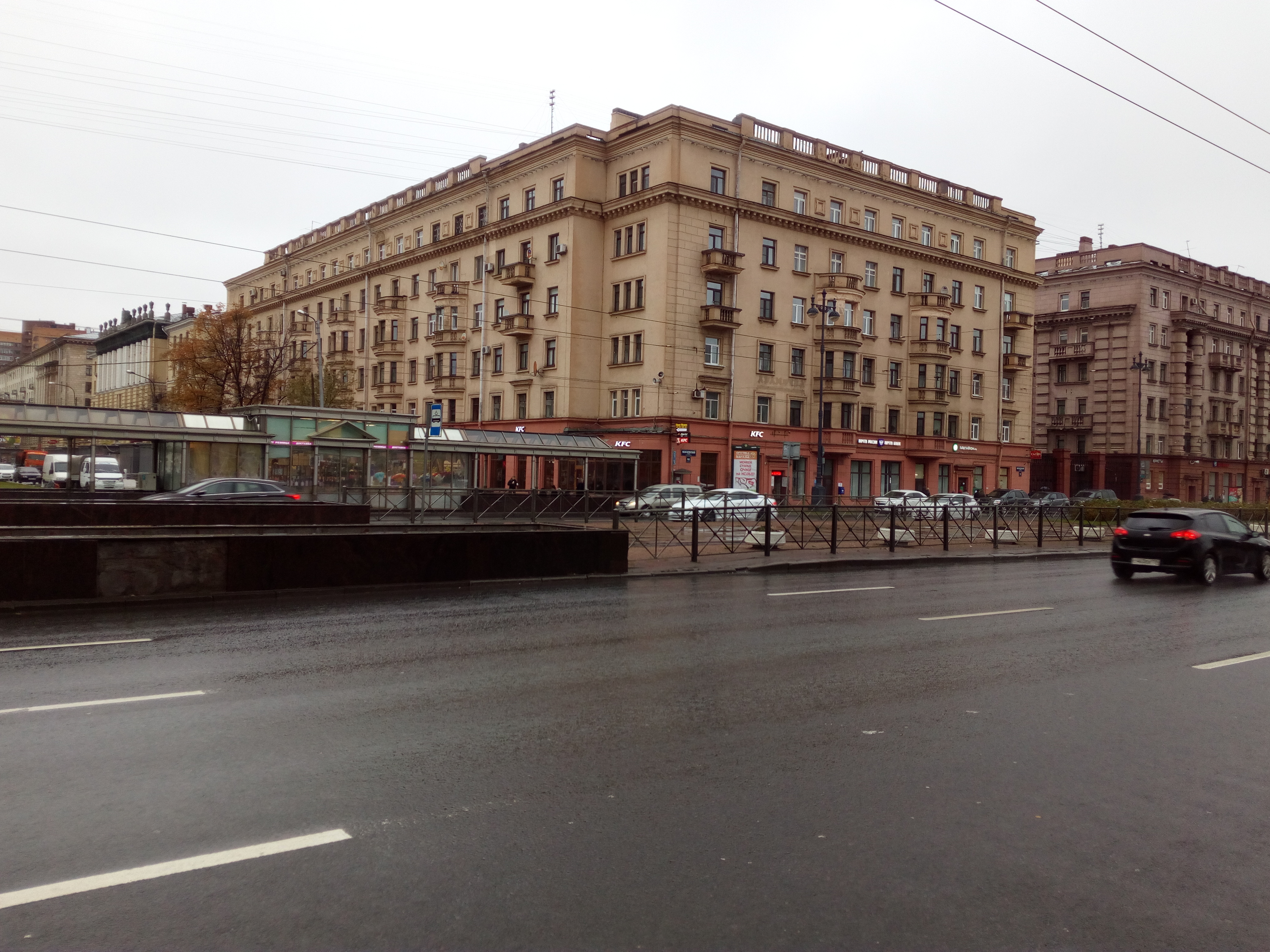Московский пр. 165