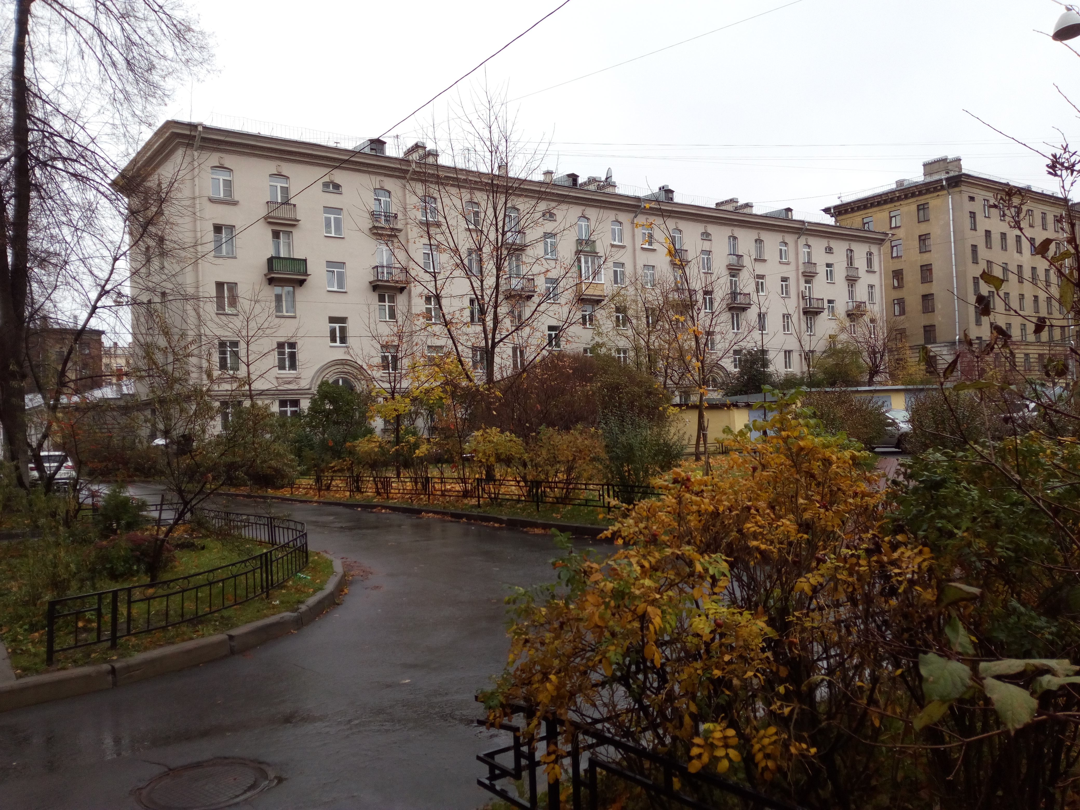 Бассейная ул. 16