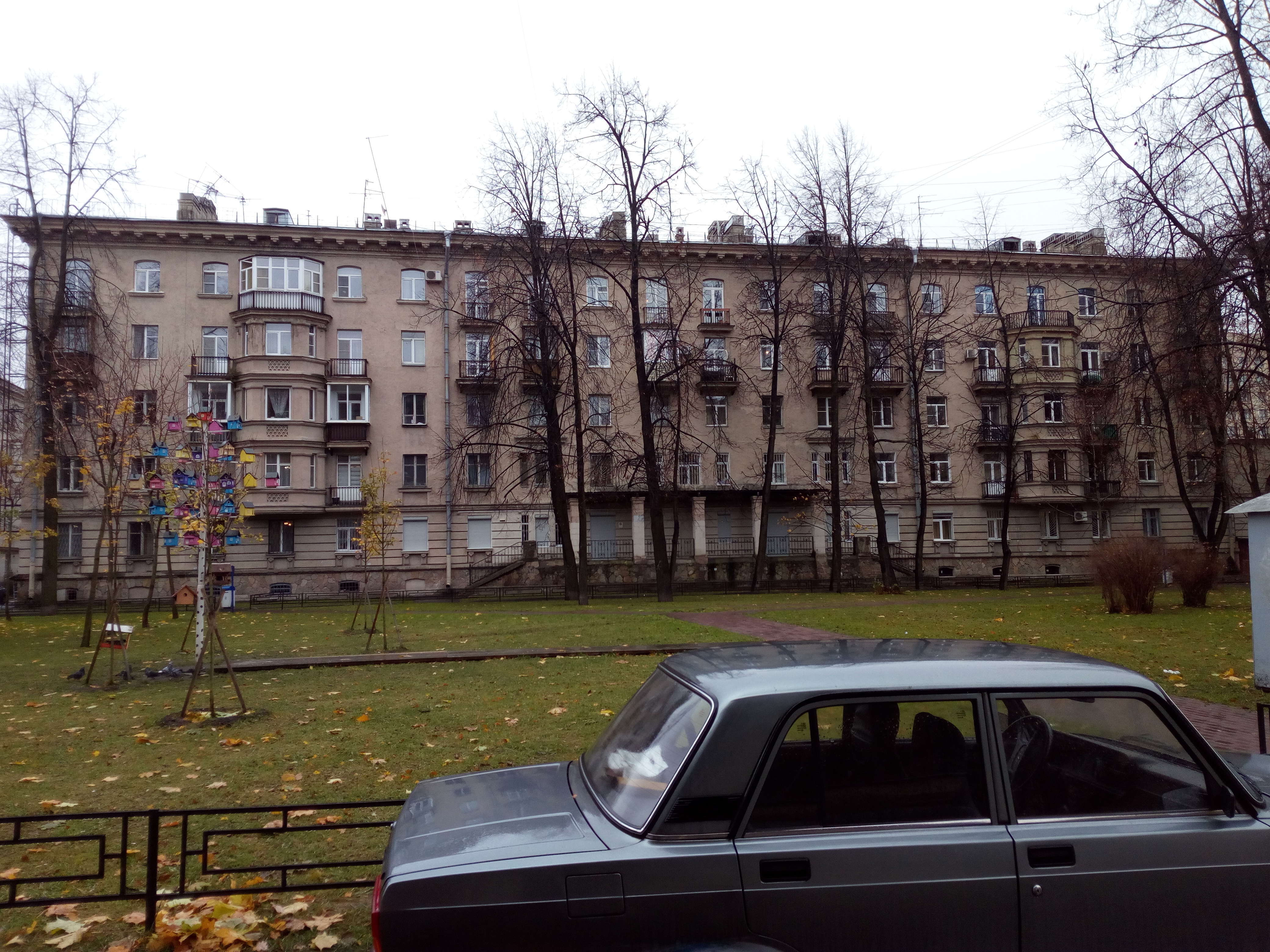 пл. Чернышевского 8