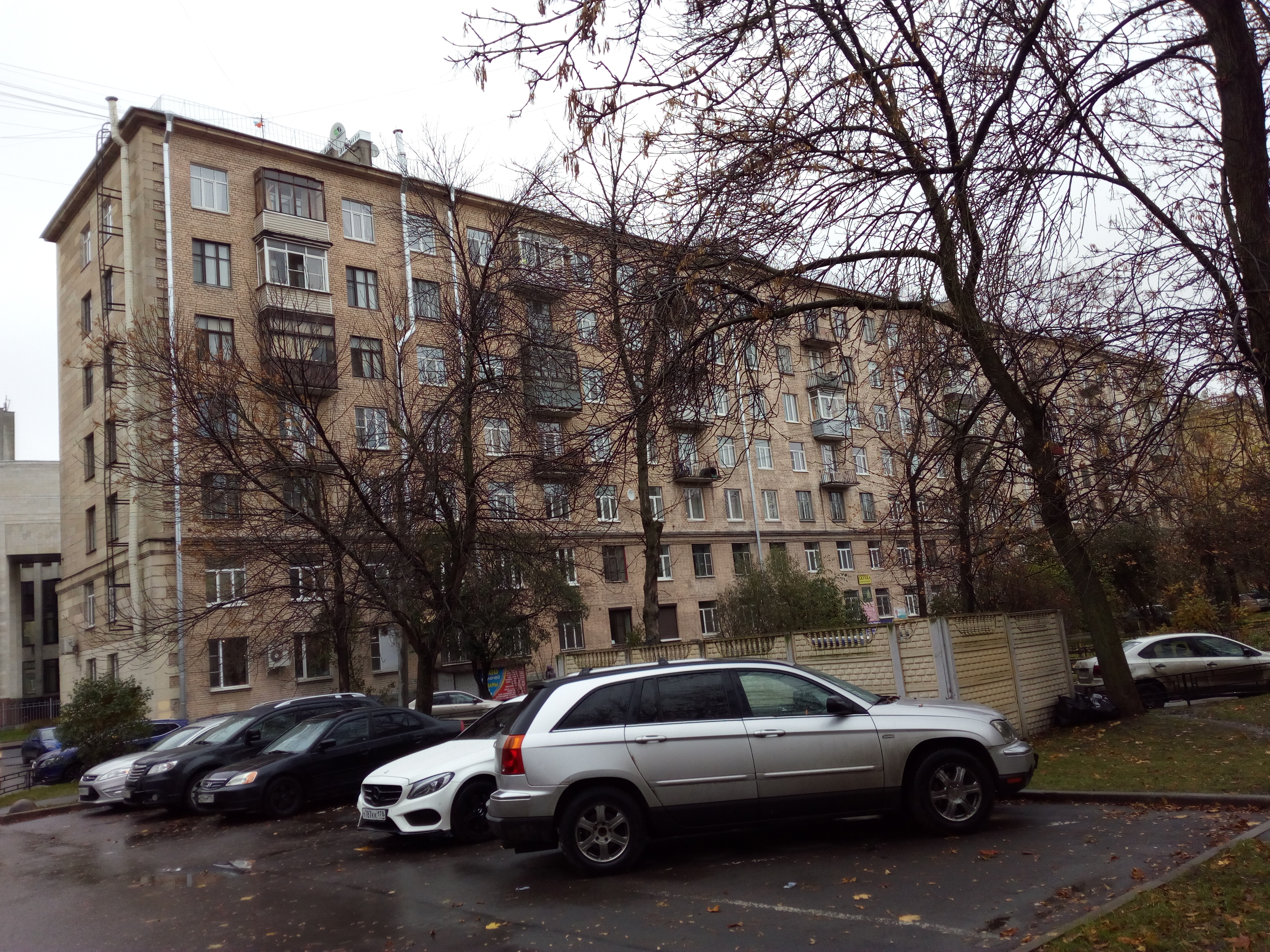 Бассейная ул. 37