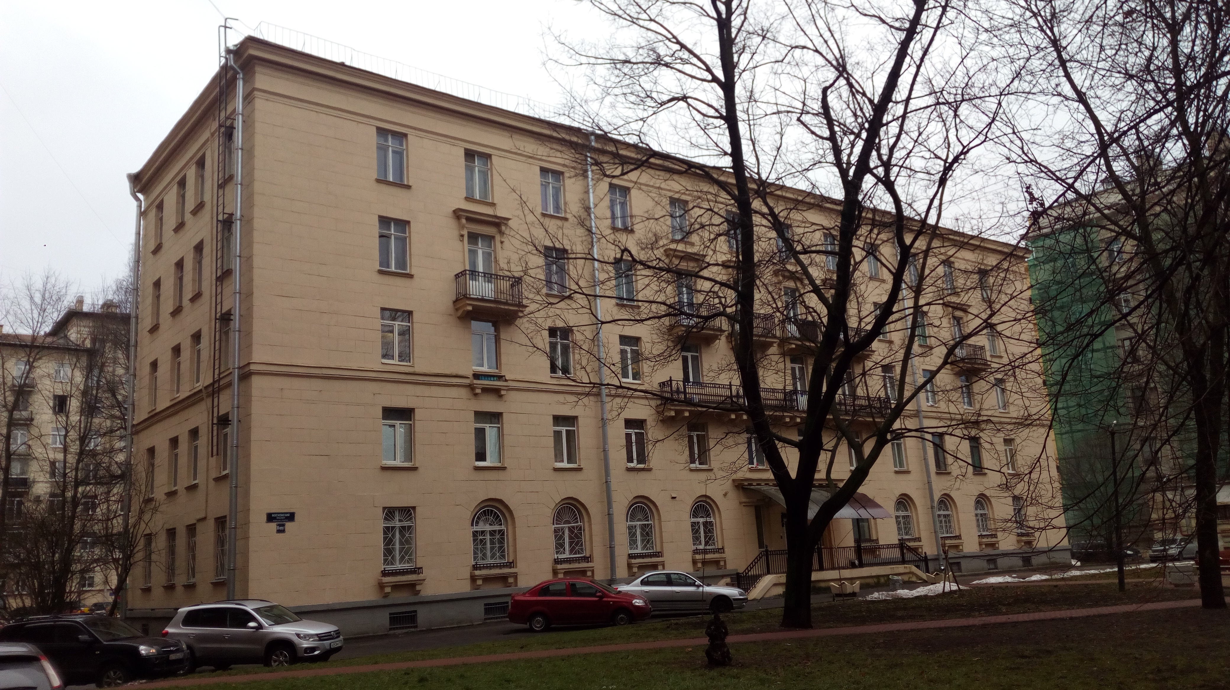 Московский пр. 208к2