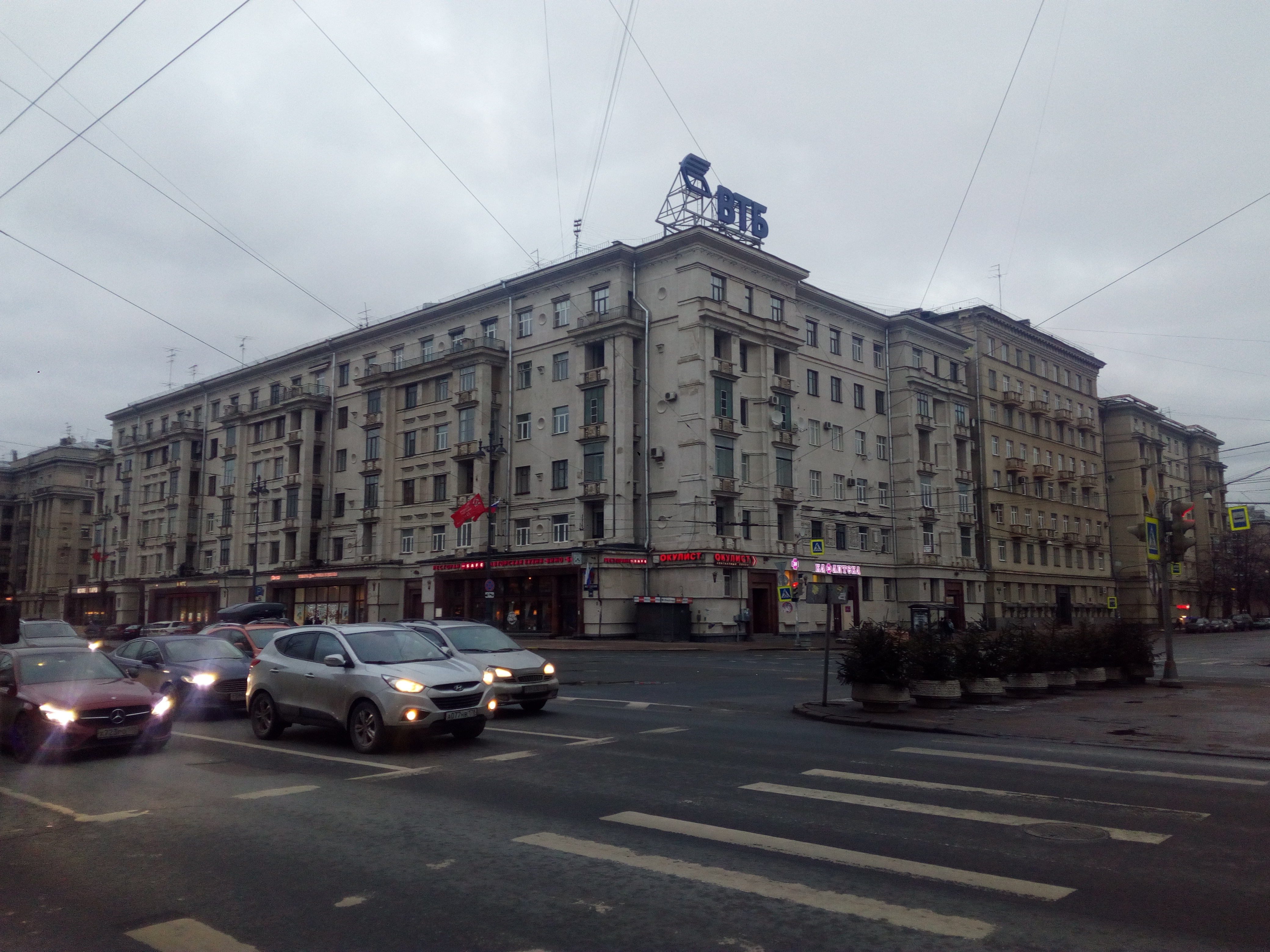 Московский пр. 208к1/7
