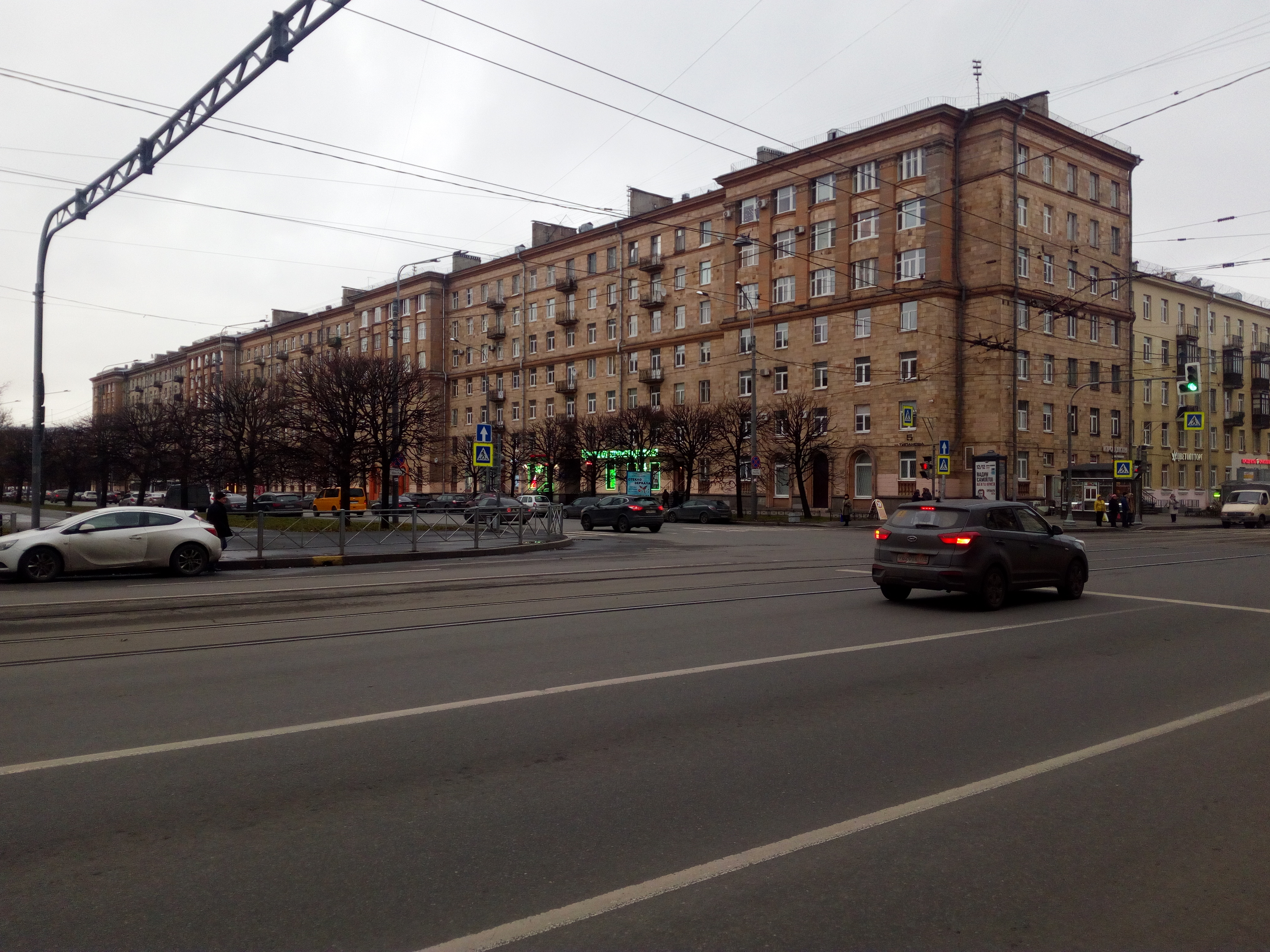 ул. Типанова 5