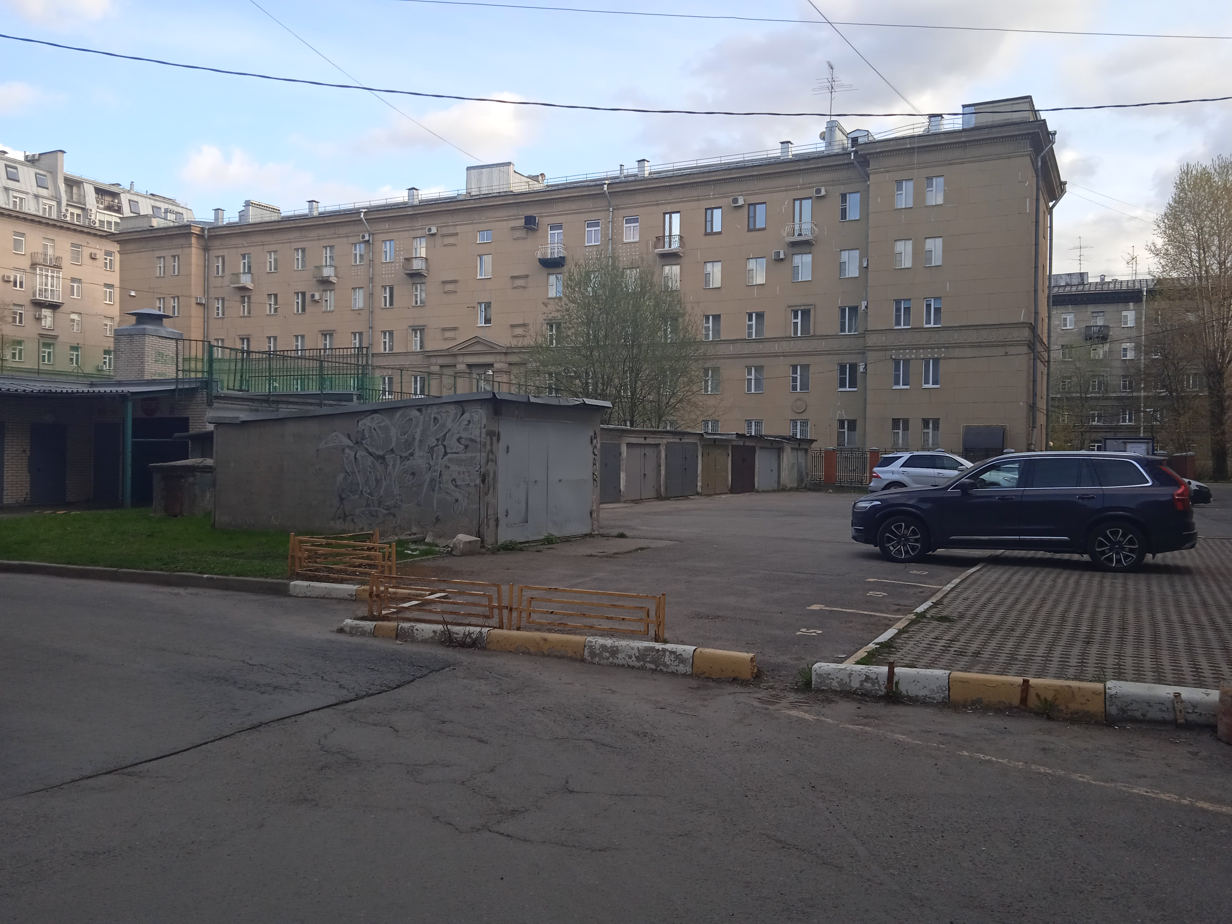 Яковлевский пер. 9