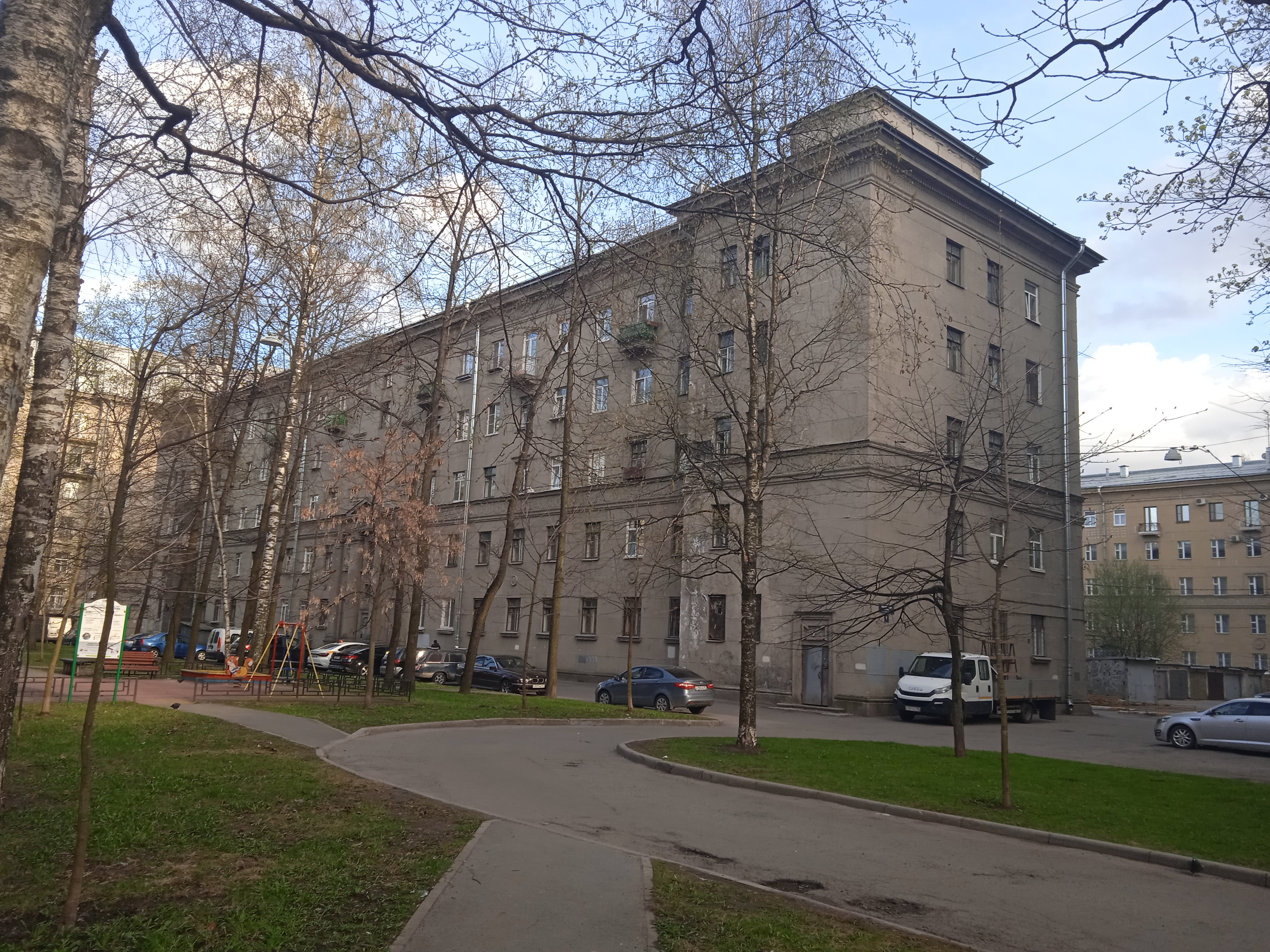 Яковлевский пер. 5