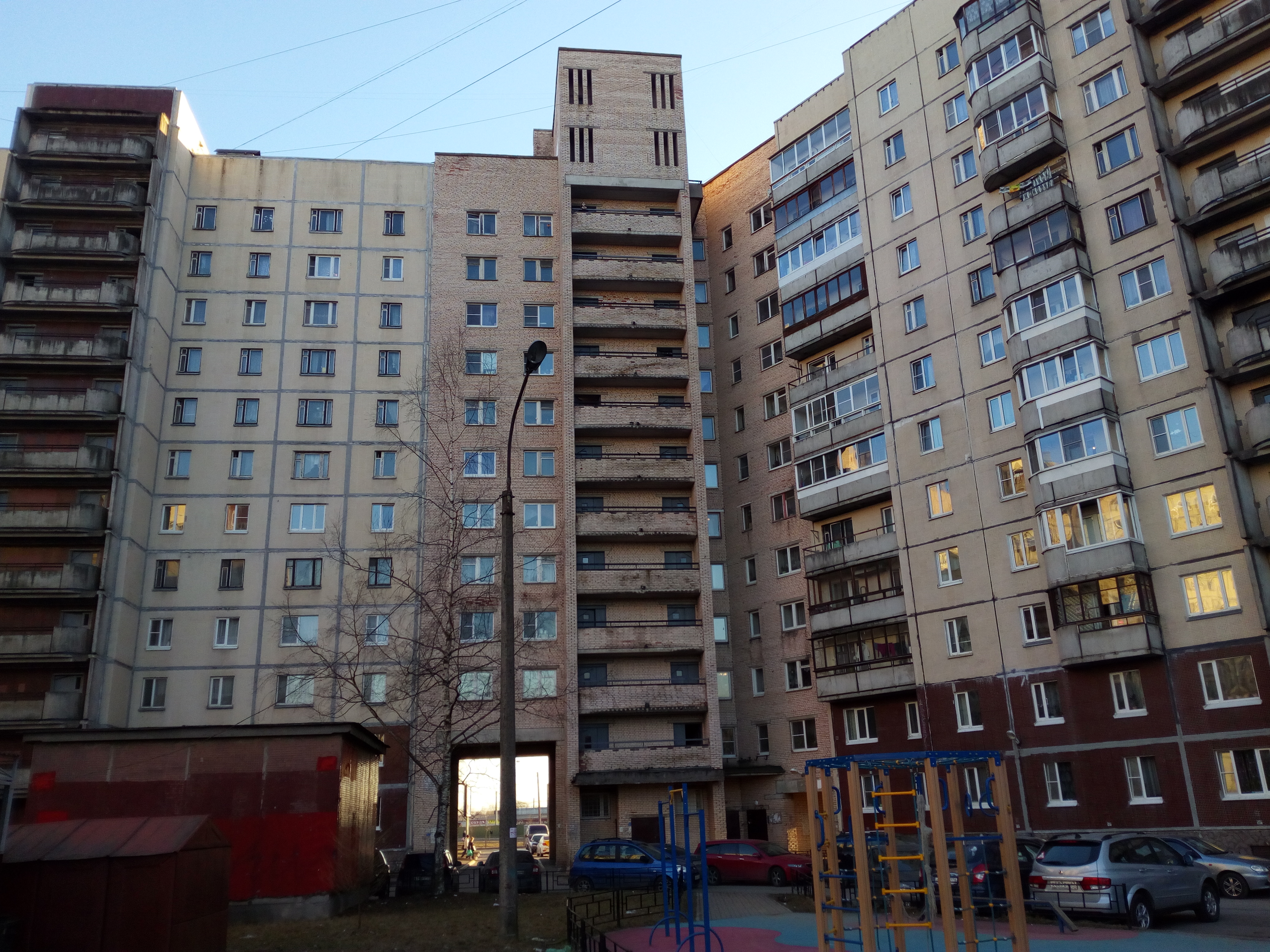 Караваевская ул. 20