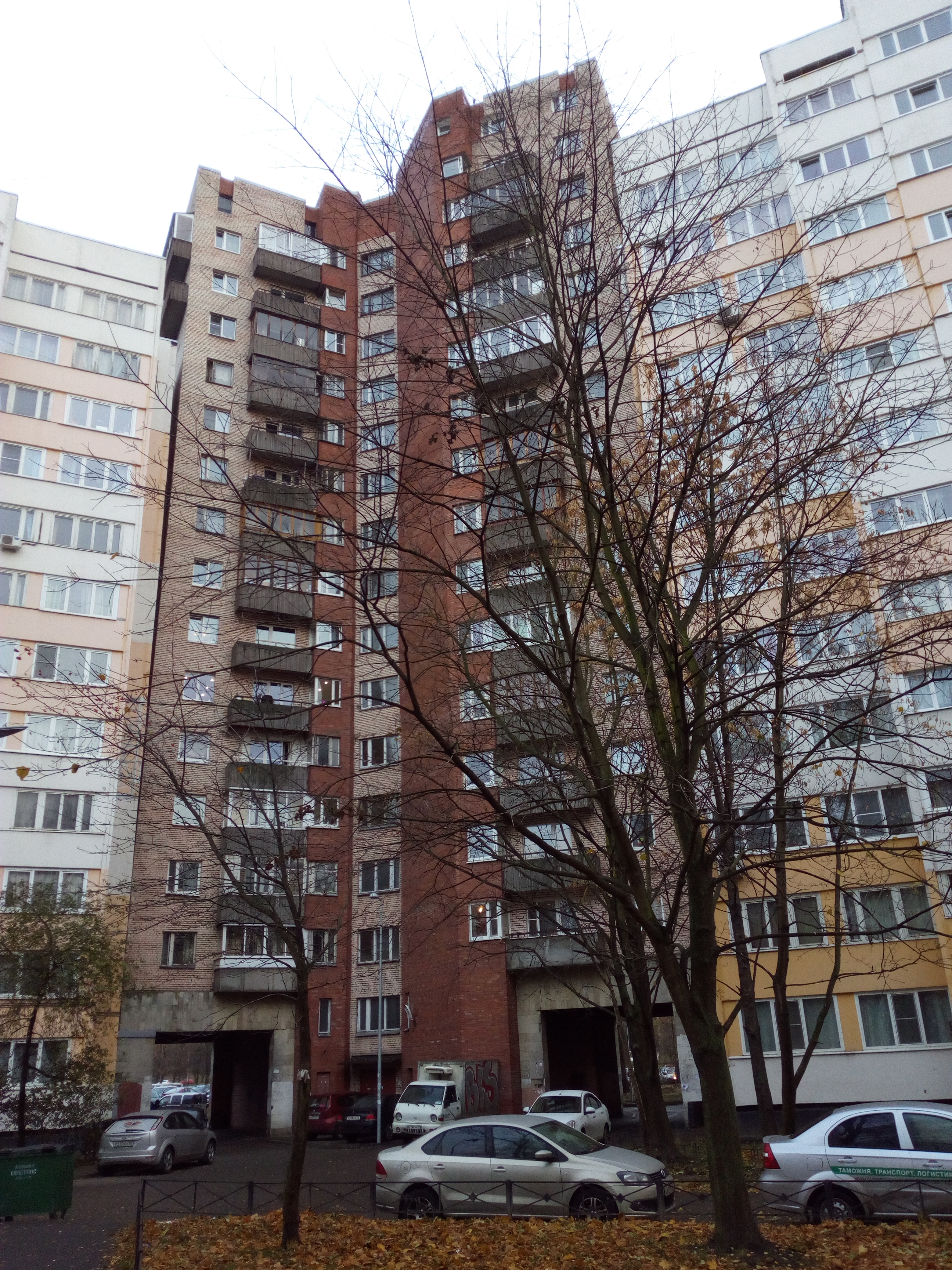 пр. Стачек 101к1, парадная 11 пр. Стачек 101к1, парадная 11