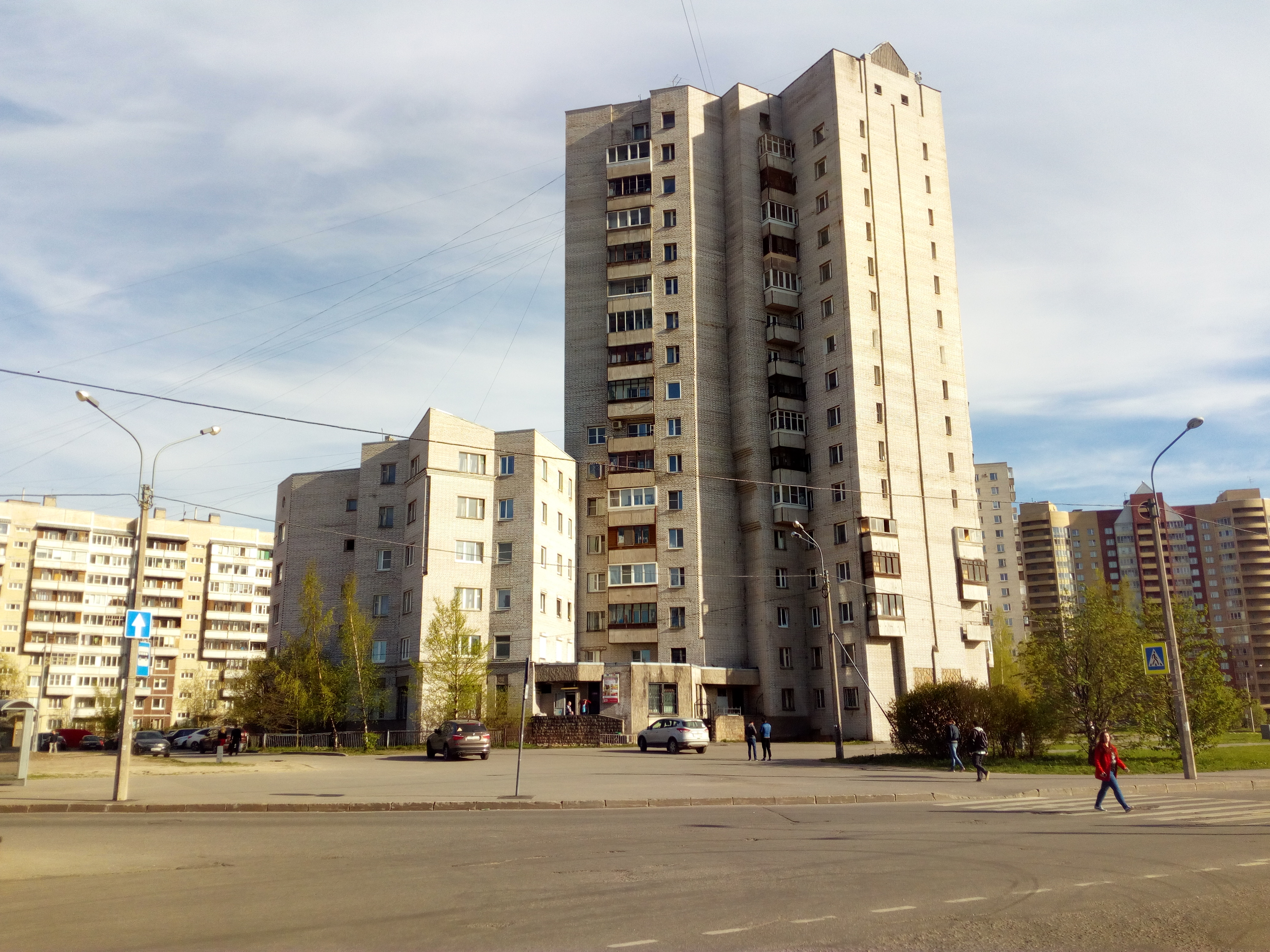 ул. Ворошилова 1