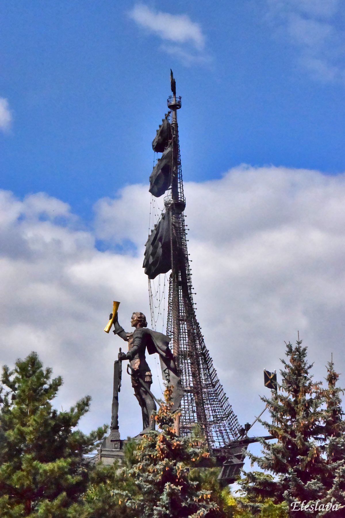 Памятник петру 1 в москве созданный по проекту скульптора