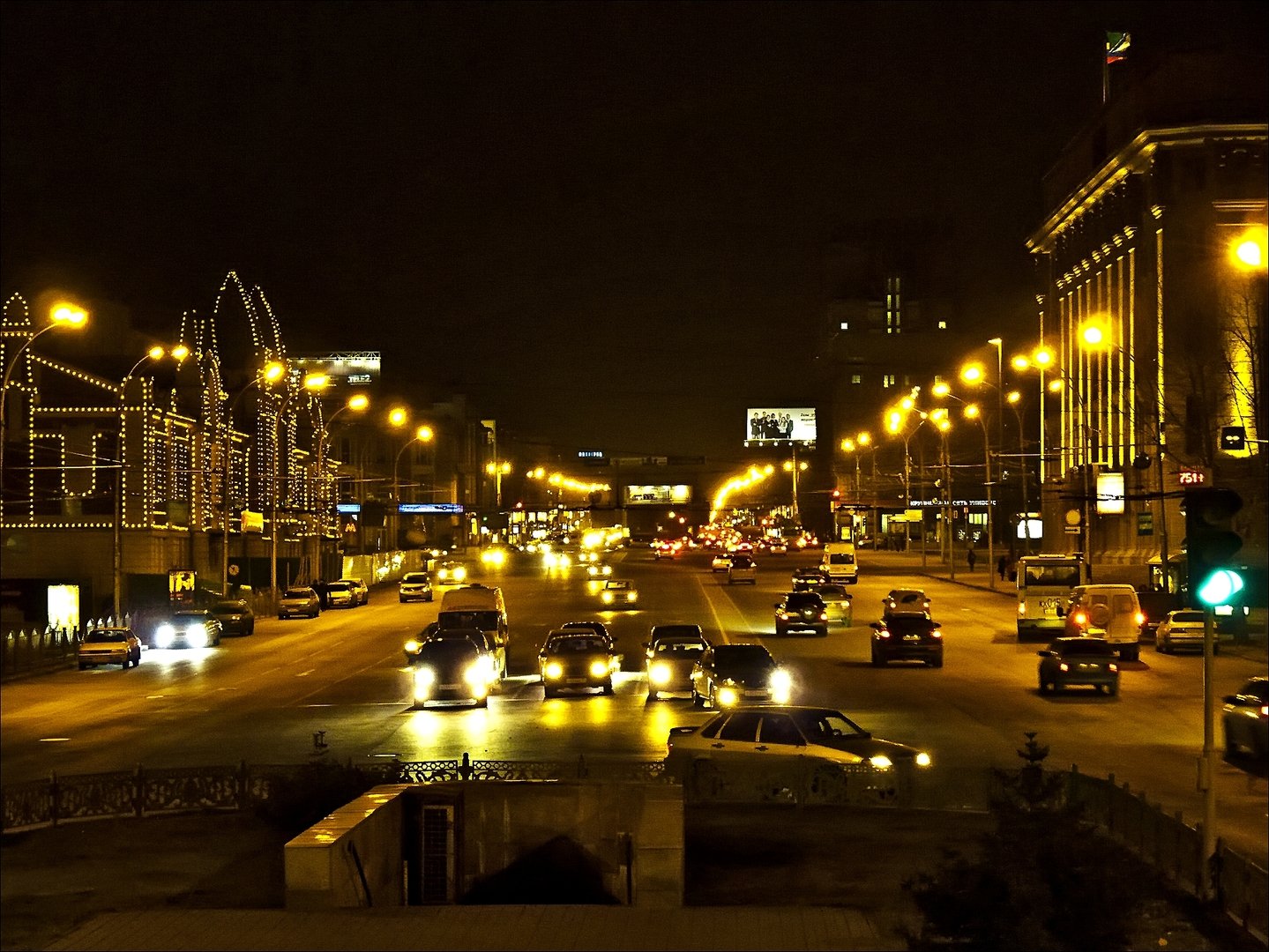 Ночной проспект г Новосибирск