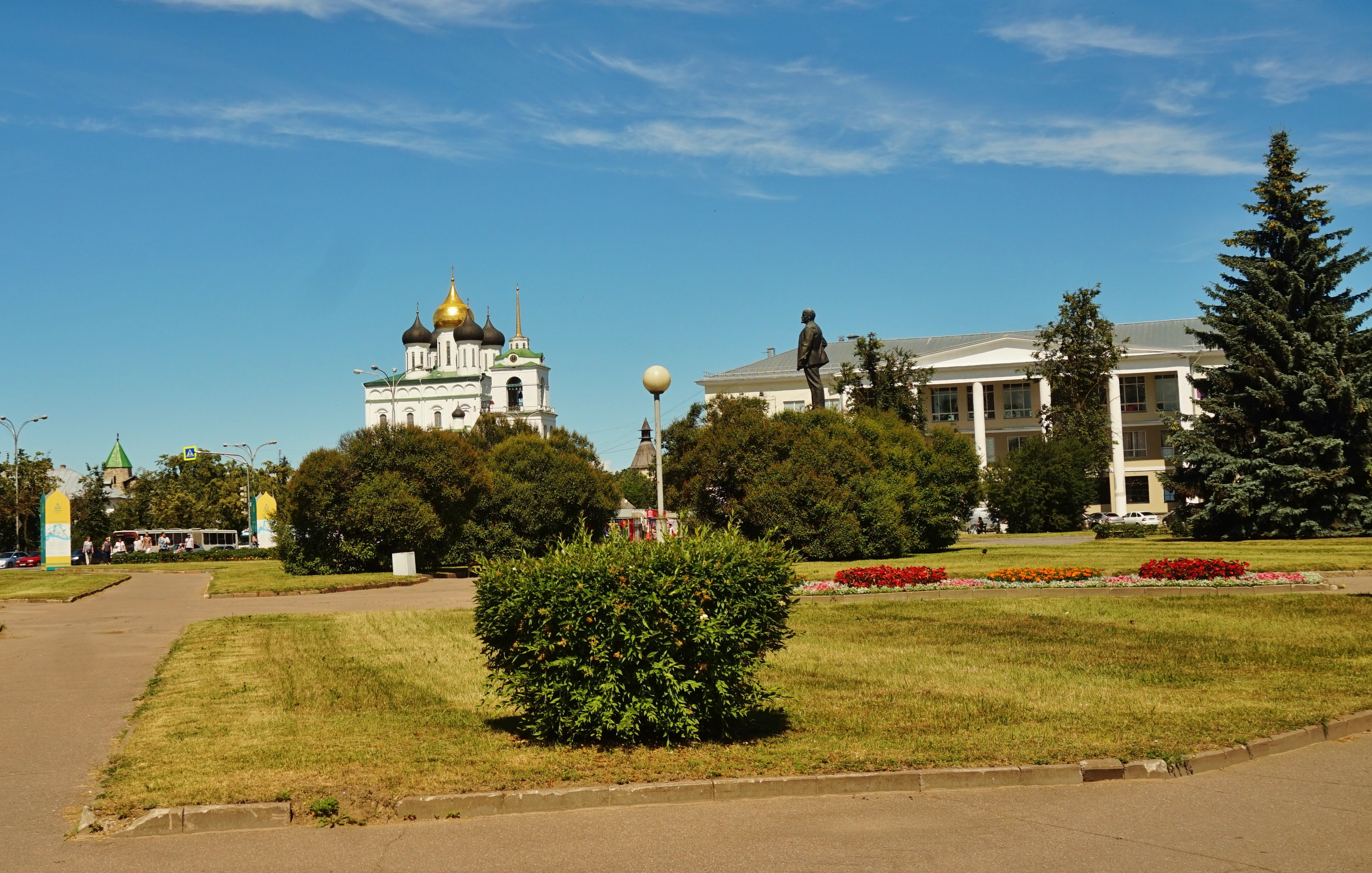 Площадь Ленина Псков фото