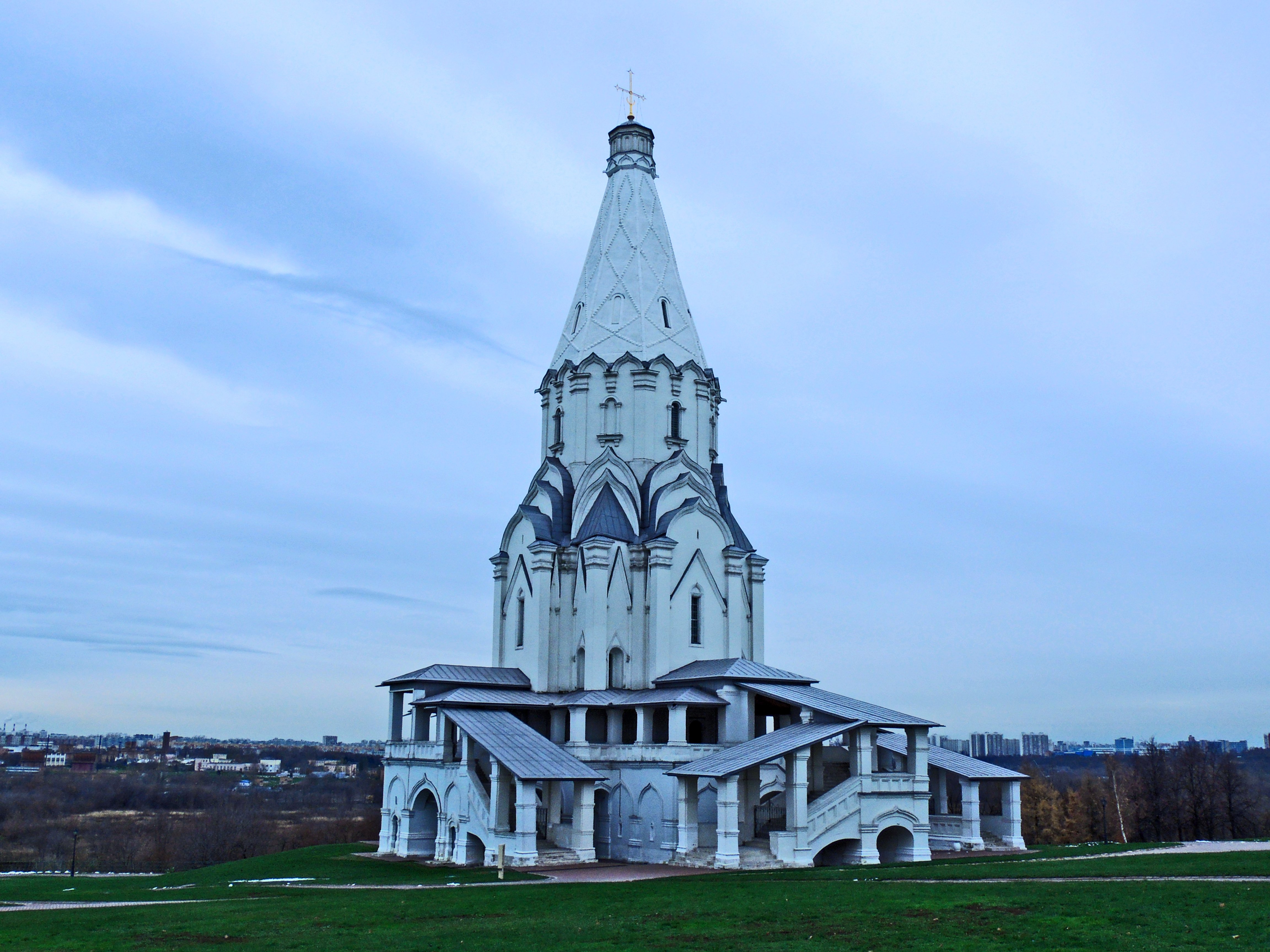 Церковь вознесения в коломенском фото