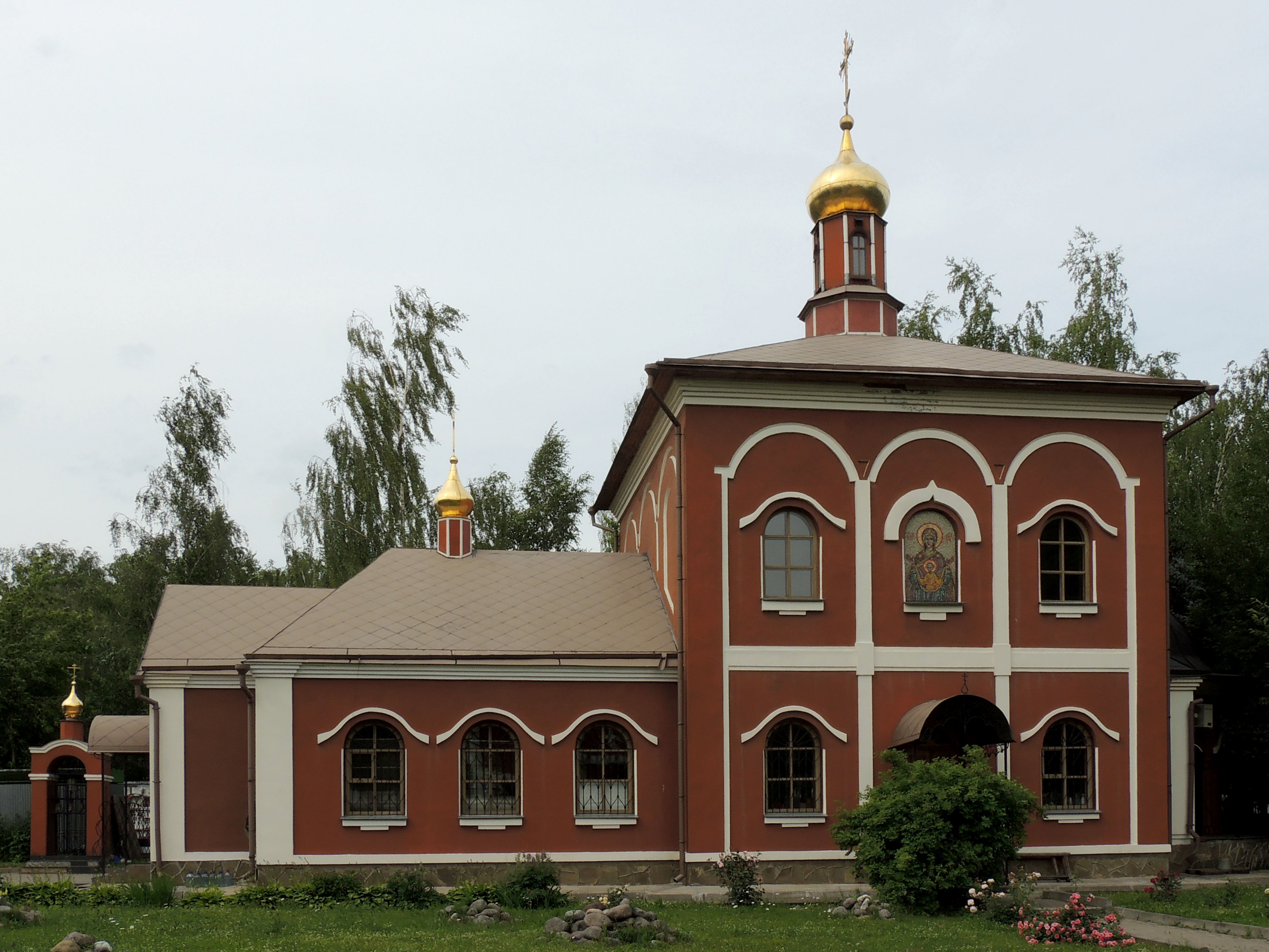 Спасская слобода. Храм Рождества Иоанна Предтечи на Востряковском кладбище. Храм Преображения Господня Александров. Часовня Иоанна Предтечи на Новогражданском кладбище. Собор Михаила Архангела в монастыре Иоанна Предтечи.
