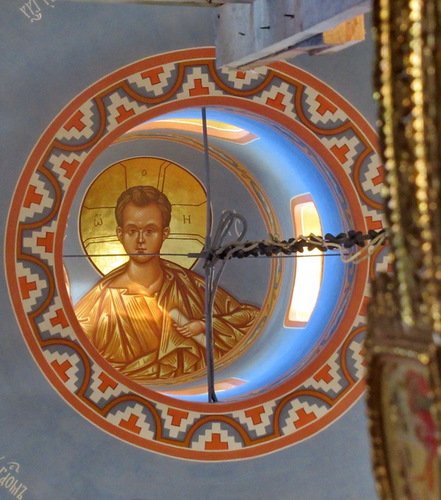 Роспись свода церкви Царственных Страстотерпцев в Ивановском Успенском монастыре