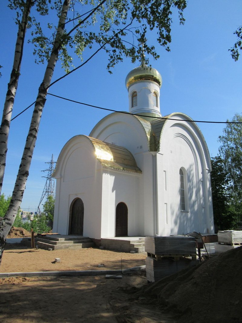 Храм луки. Церковь Луки, архиепископа Крымского. Воронеж часовня Луки Крымского. Храм Луки у областной больницы Иваново. Больница Церковь.